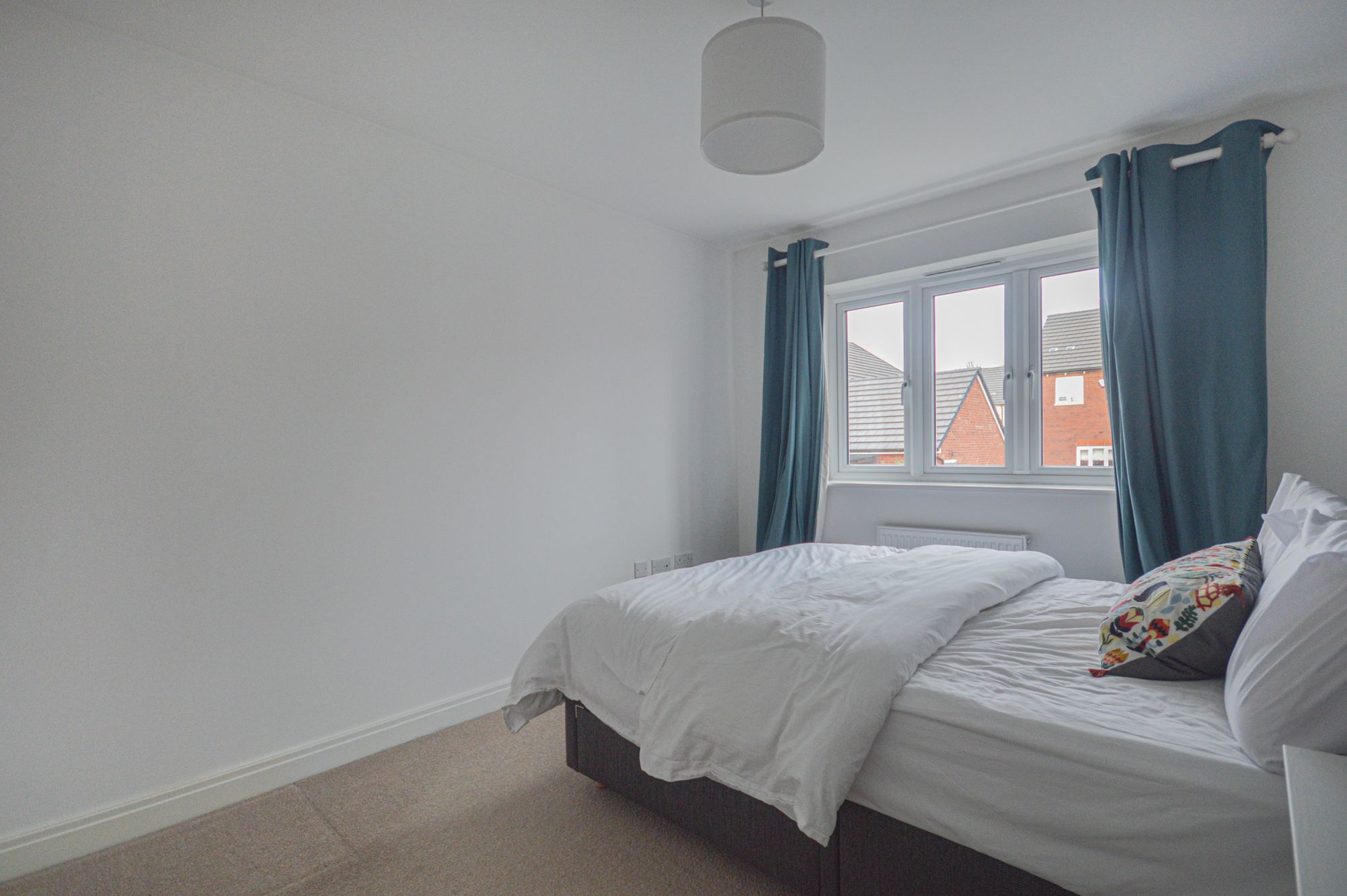 3 bed detached house to rent in Oakfield Grange, Cwmbran  - Property Image 17