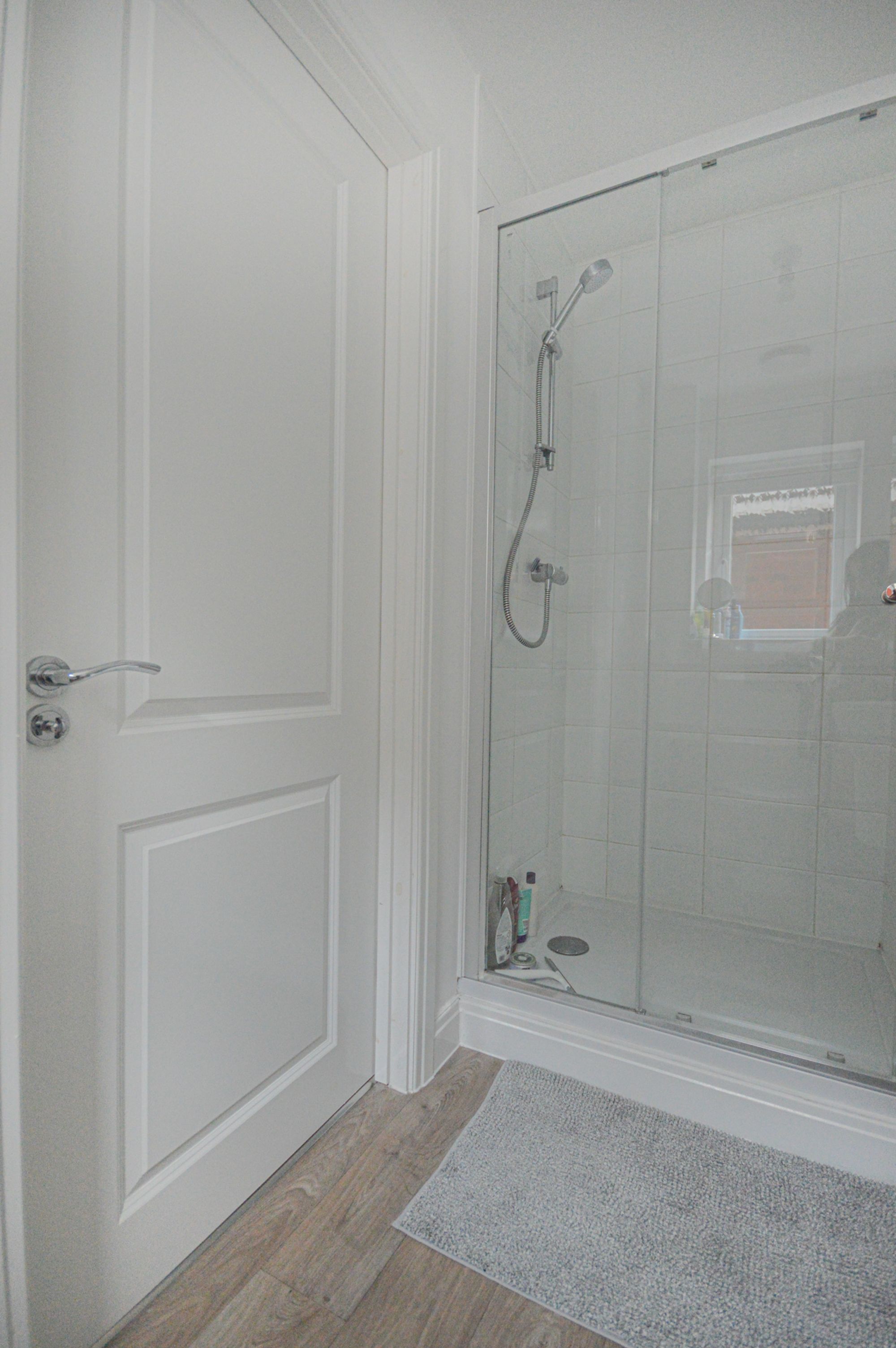 3 bed detached house to rent in Oakfield Grange, Cwmbran  - Property Image 20