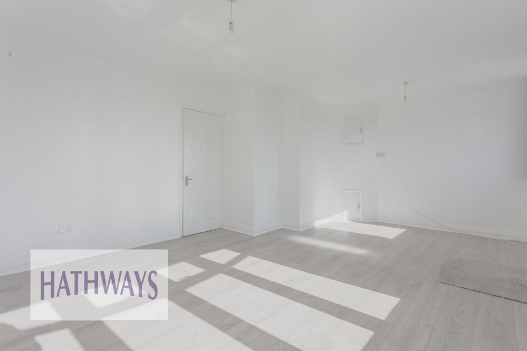 2 bed to rent in The Links, Pontypool  - Property Image 5