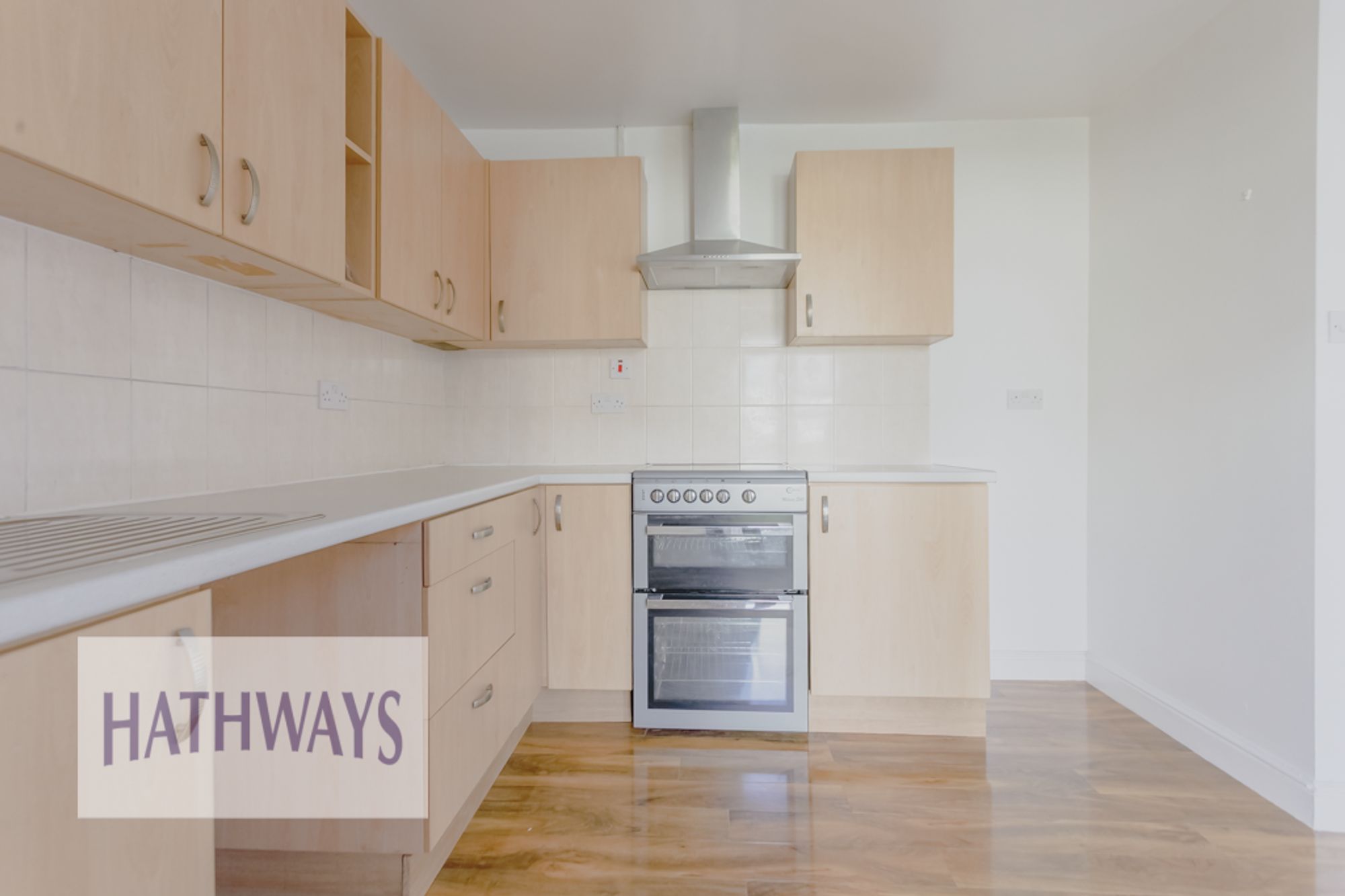 2 bed to rent in The Links, Pontypool 5