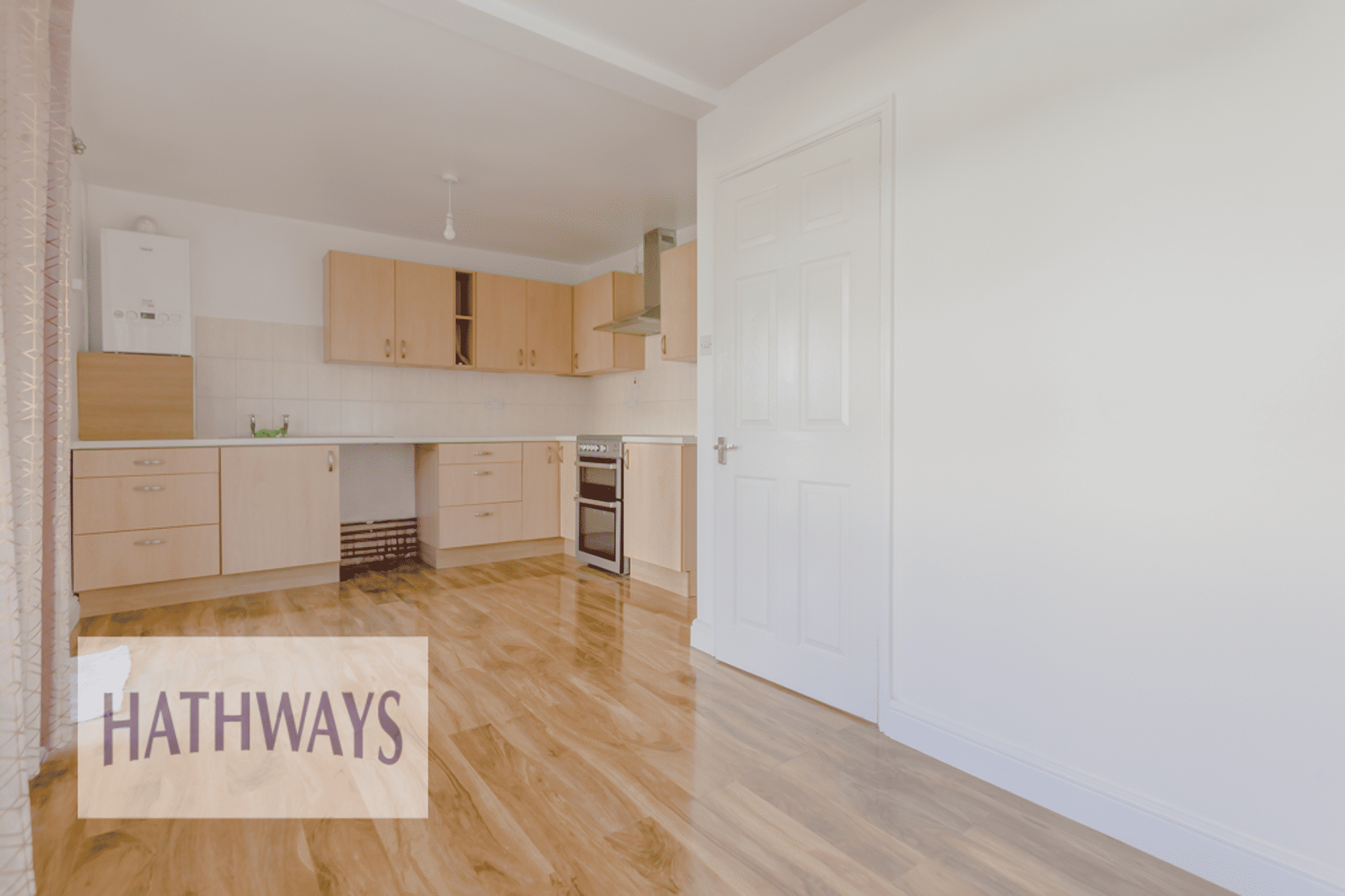 2 bed to rent in The Links, Pontypool  - Property Image 8