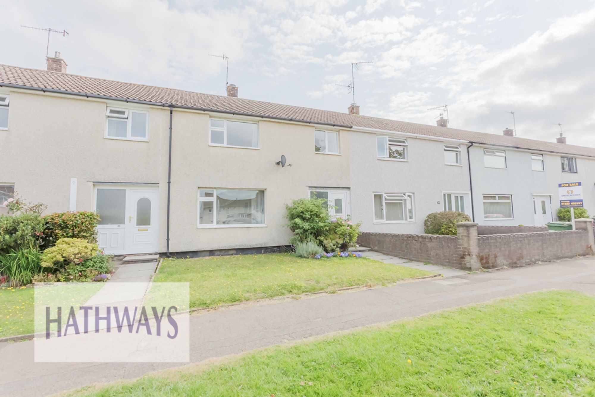 3 bed mid-terraced house for sale in North Road, Cwmbran  - Property Image 1