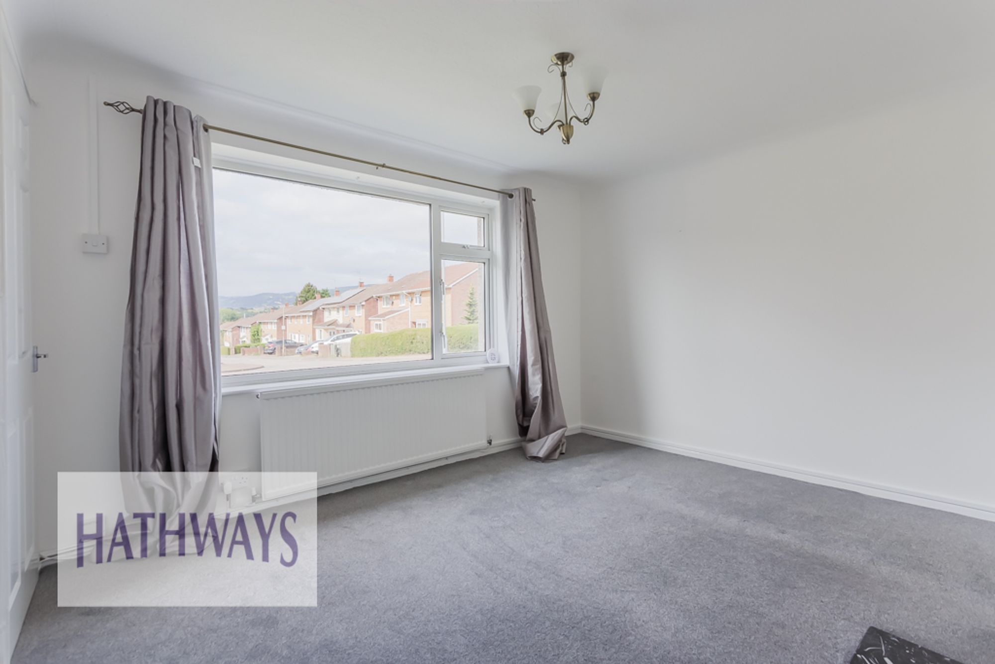 3 bed mid-terraced house for sale in North Road, Cwmbran  - Property Image 10