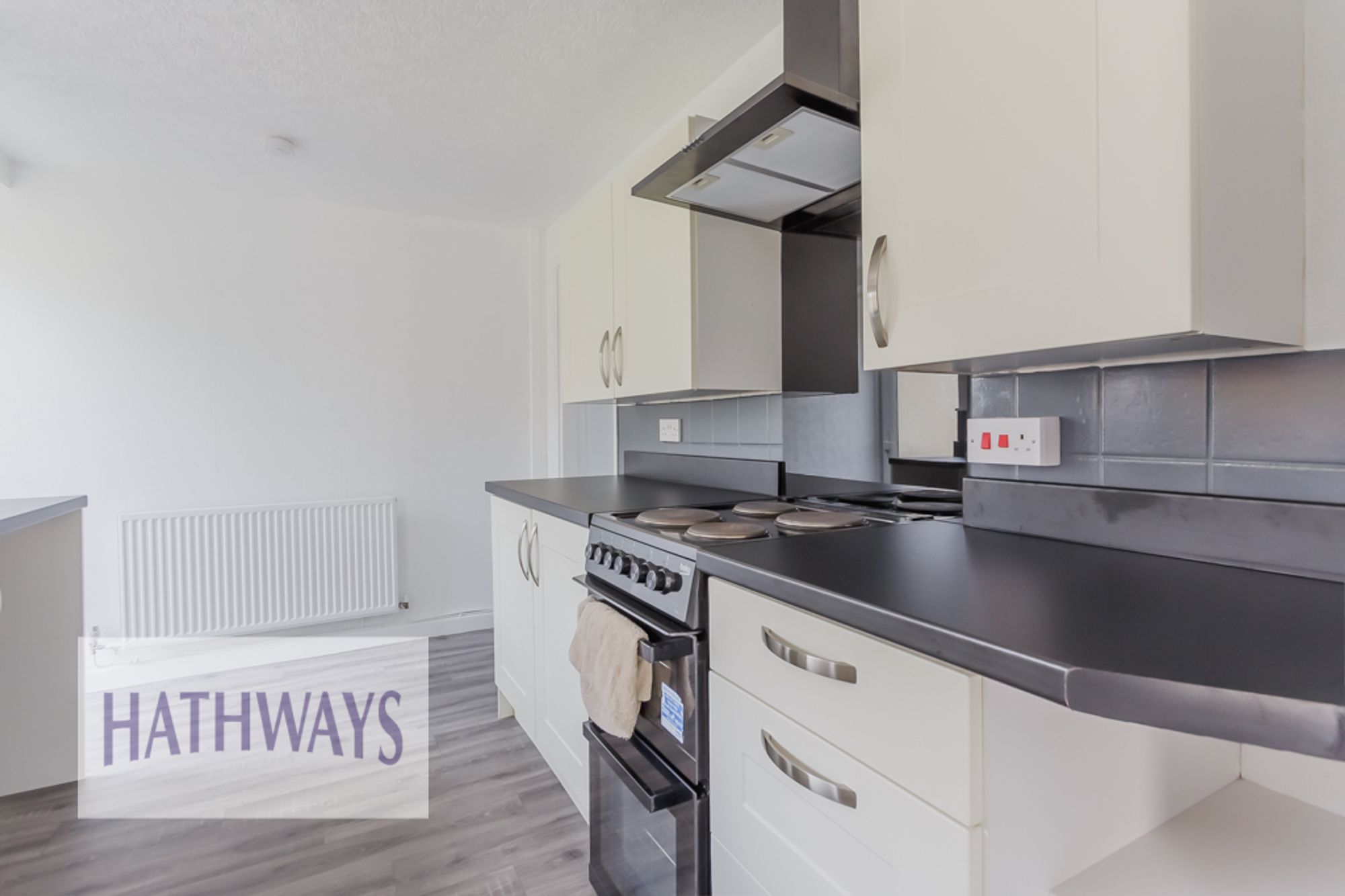 3 bed mid-terraced house for sale in North Road, Cwmbran  - Property Image 18