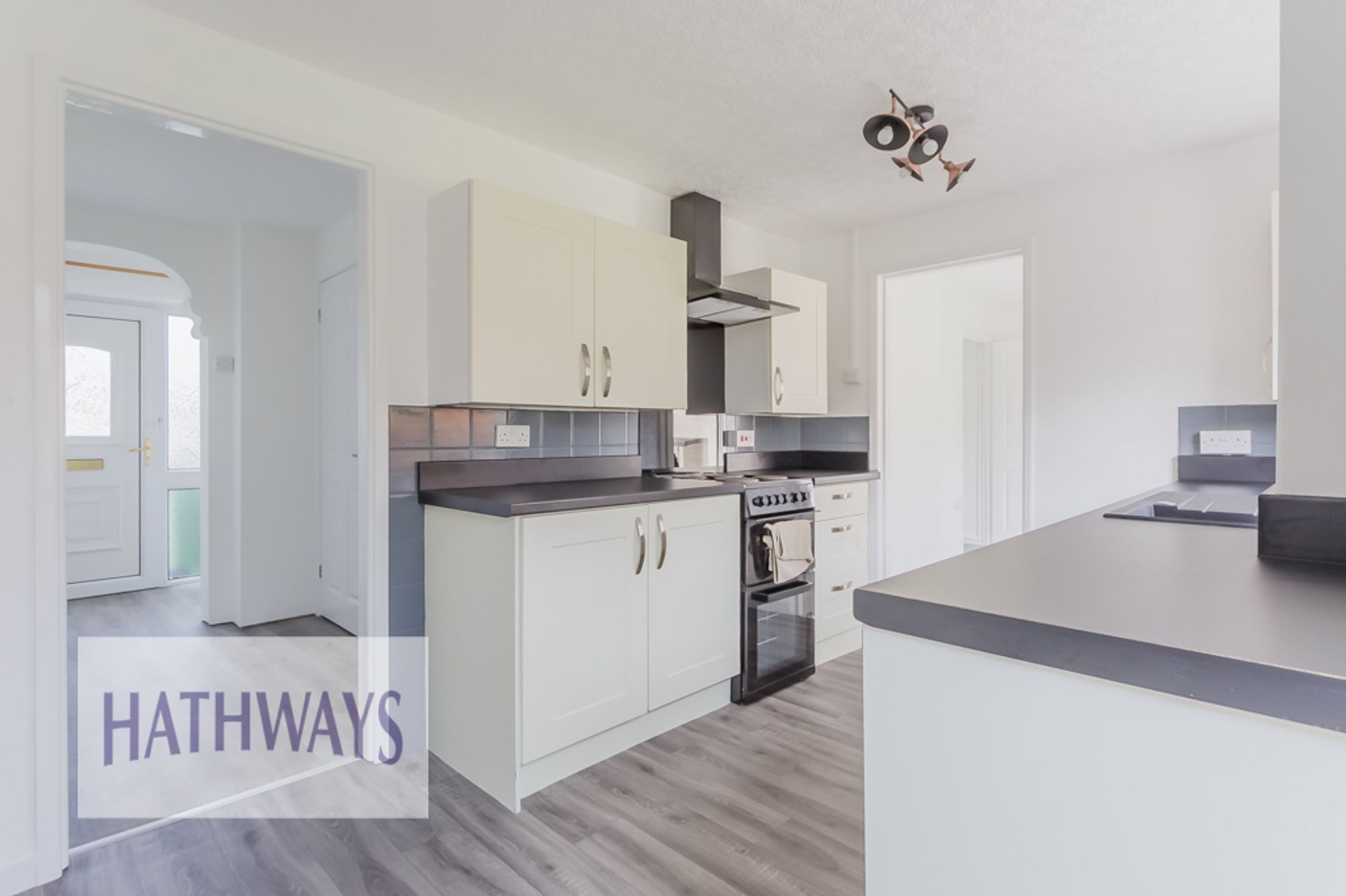 3 bed mid-terraced house for sale in North Road, Cwmbran 2