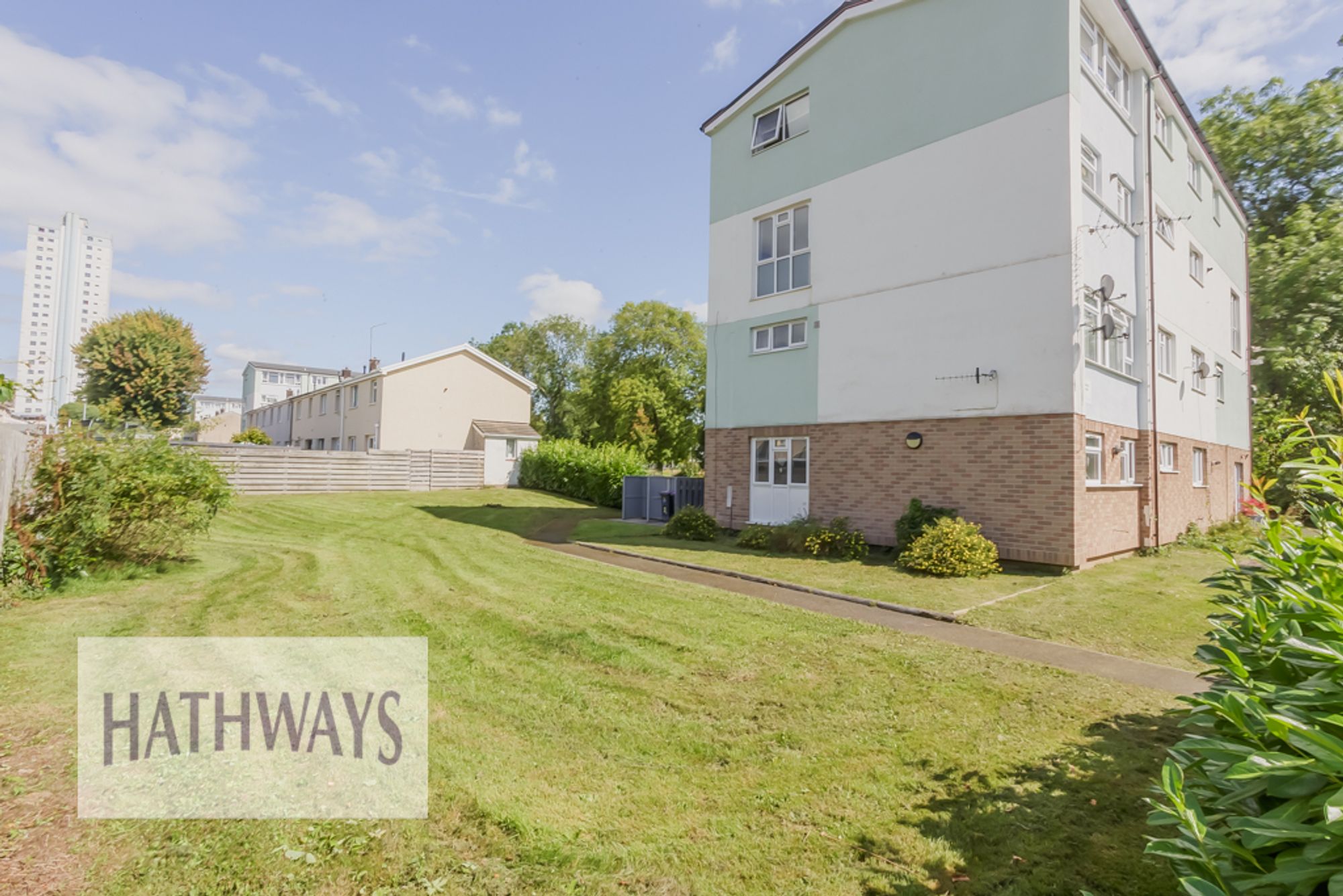 1 bed flat for sale in Redwick House, Cwmbran  - Property Image 18