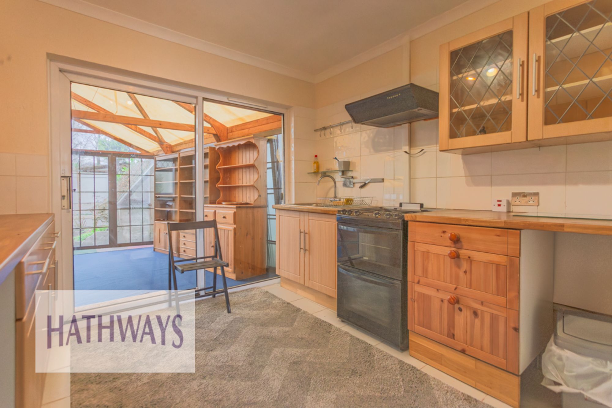 2 bed semi-detached house to rent in Fields Road, Cwmbran 9