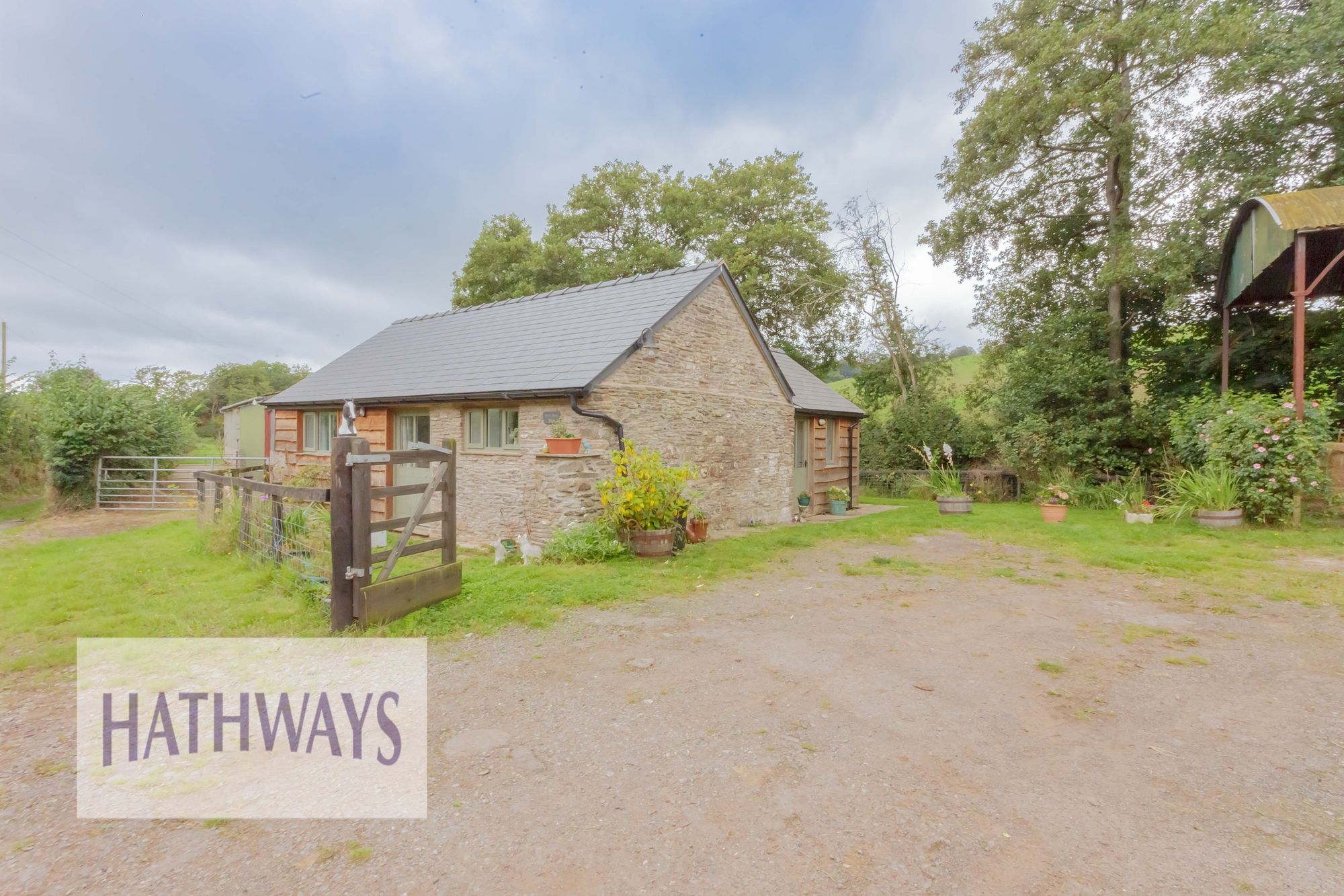 1 bed to rent in Llantrisant, Usk 25