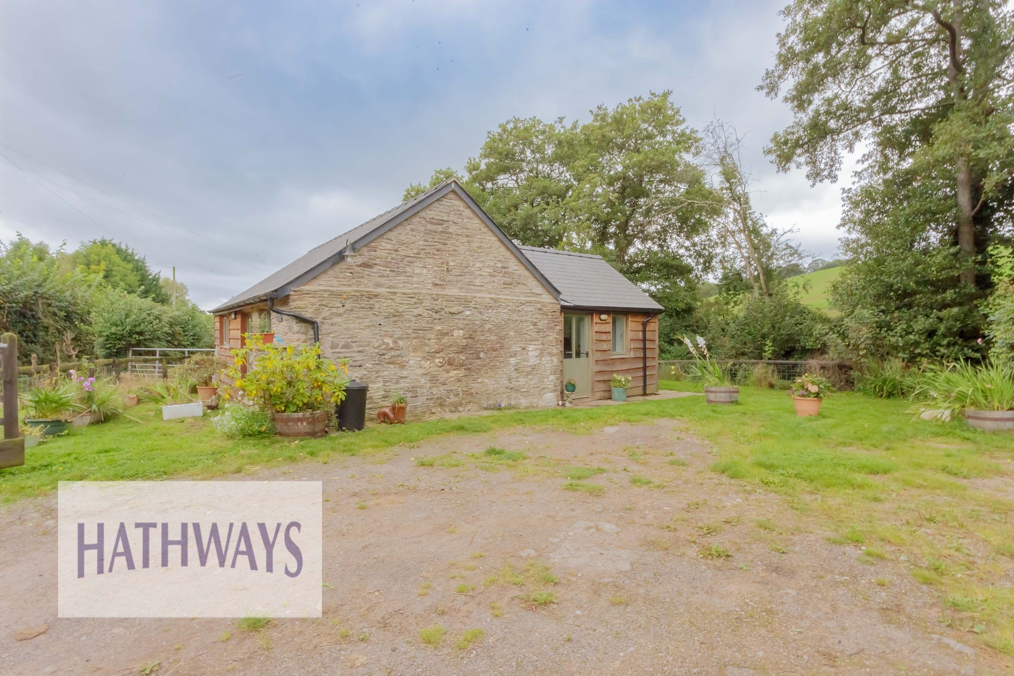 1 bed to rent in Llantrisant, Usk 26