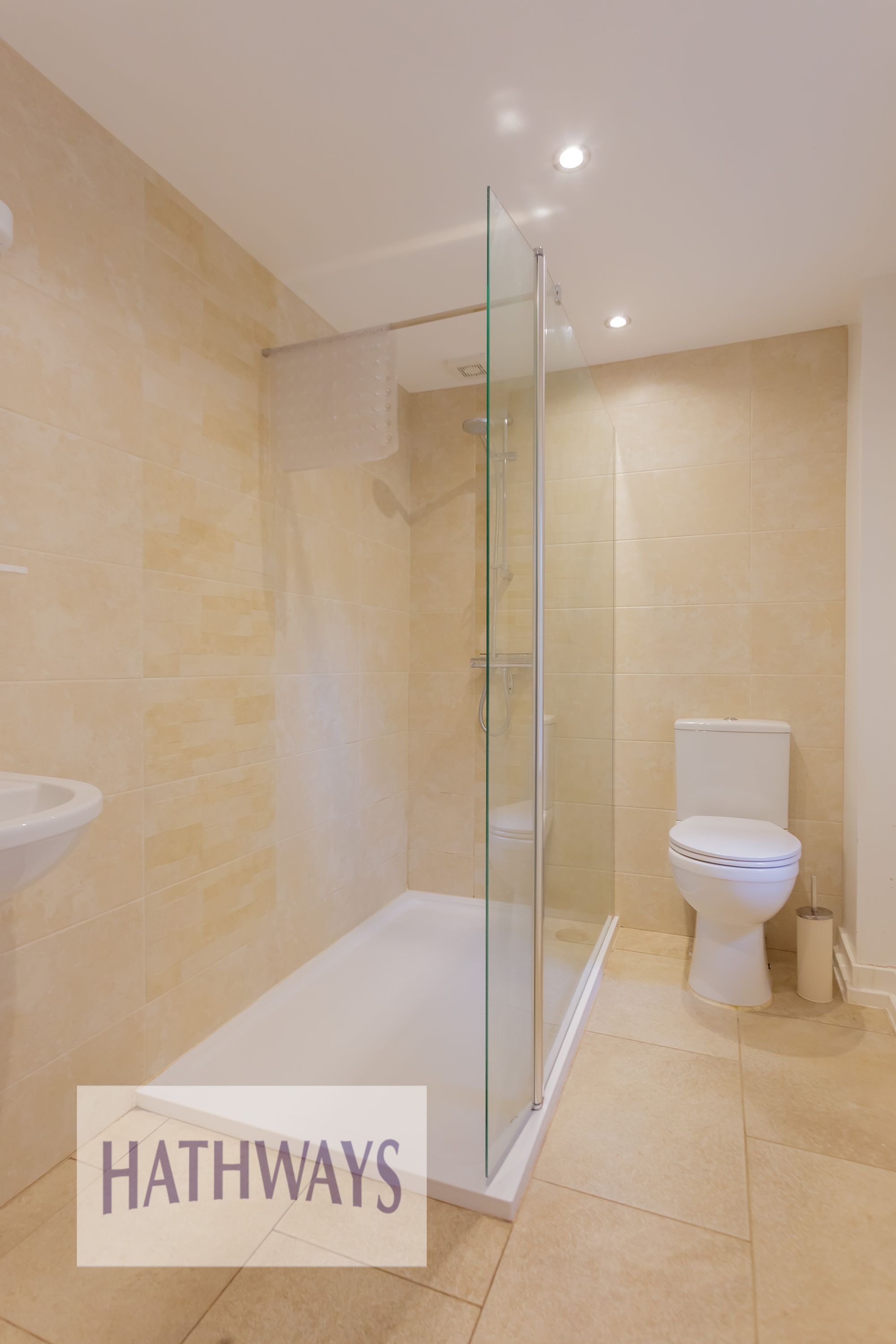 1 bed to rent in Llantrisant, Usk 19