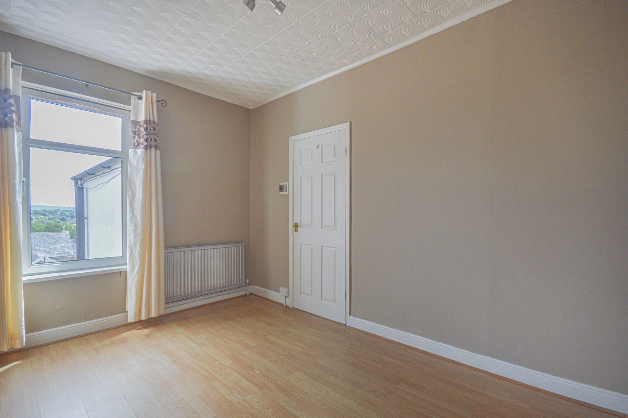 2 bed to rent in Richmond Street, Cwmbran 18