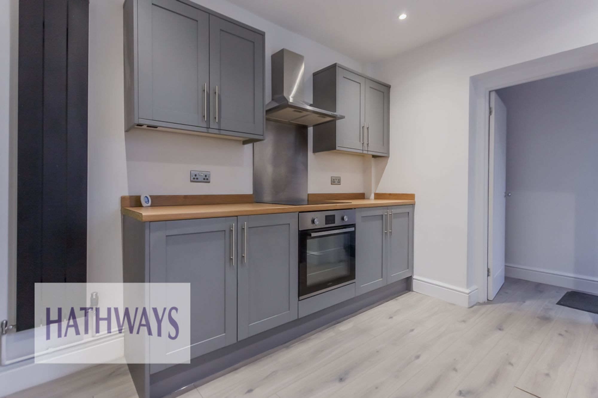 3 bed terraced house to rent in Severn View Terrace, Pontypool  - Property Image 2