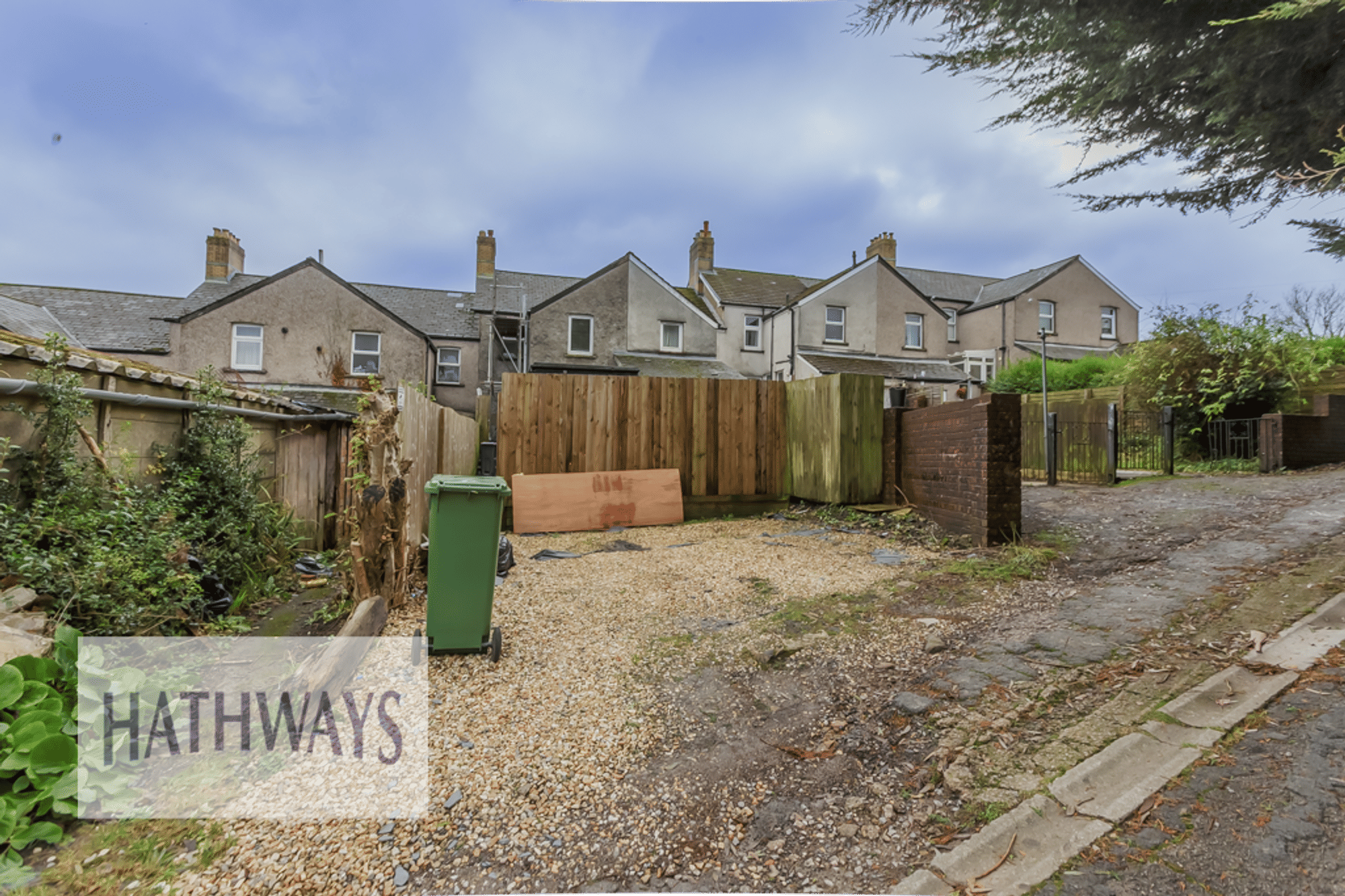 3 bed terraced house to rent in Severn View Terrace, Pontypool  - Property Image 31