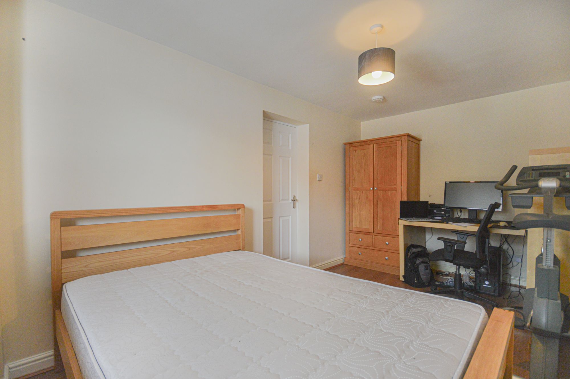 3 bed to rent in Manor Park, Newport  - Property Image 16