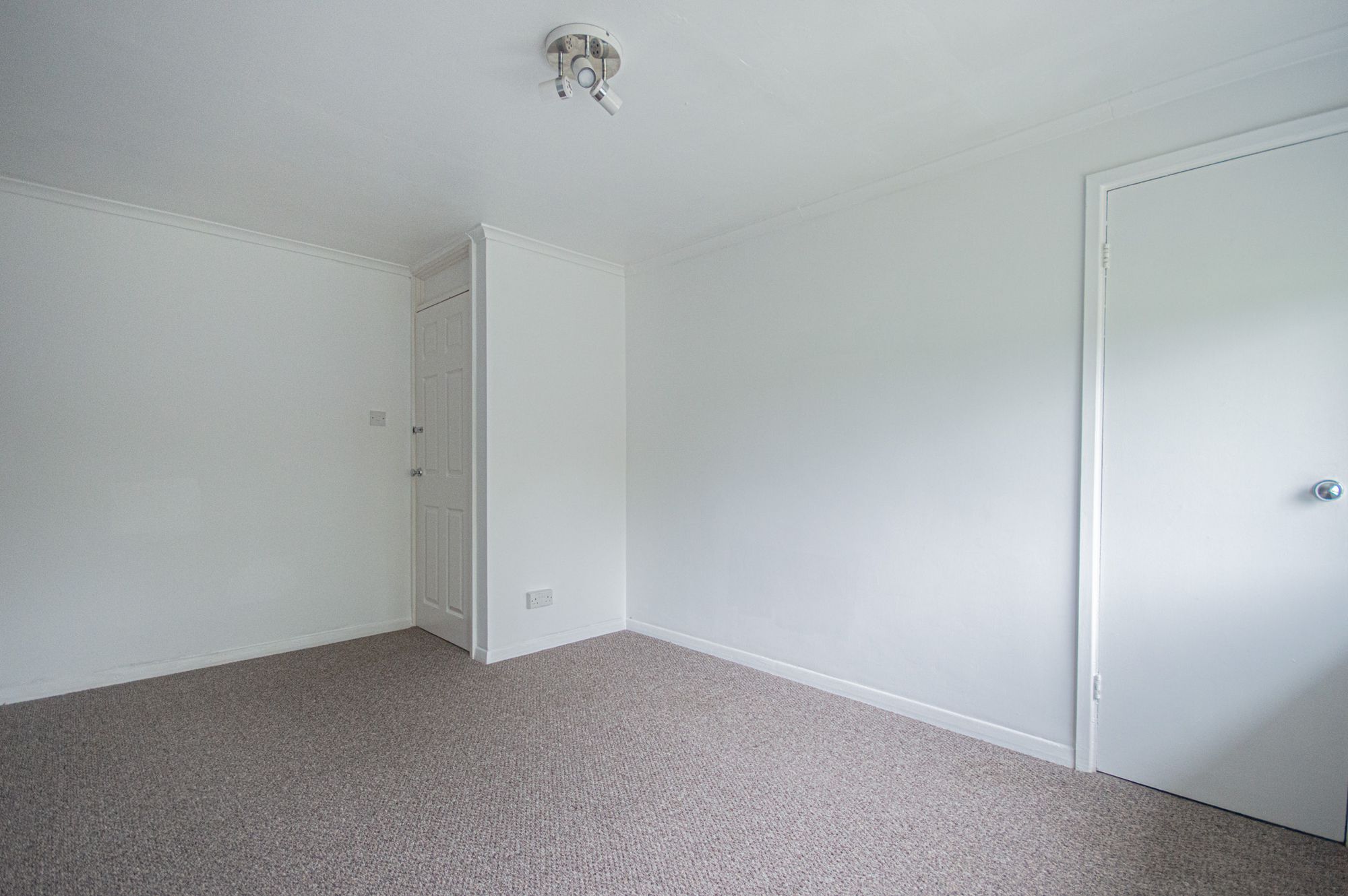 3 bed house to rent in Avon Place, Cwmbran  - Property Image 12