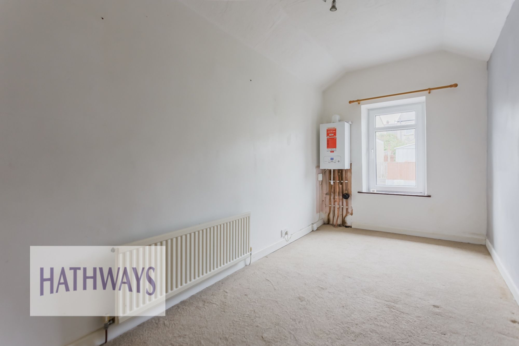 3 bed for sale in Oxford Street, Pontypool  - Property Image 25