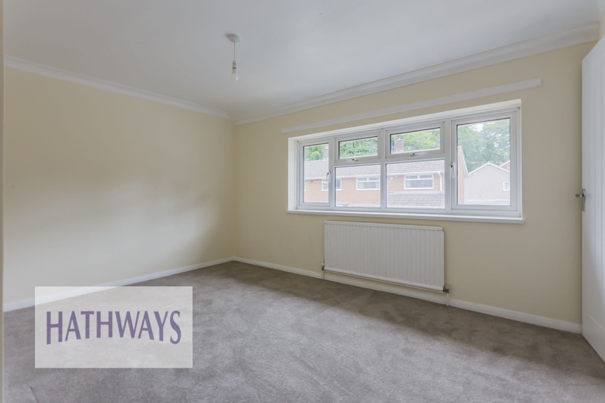 3 bed terraced house for sale in Beaumaris Drive, Cwmbran  - Property Image 16