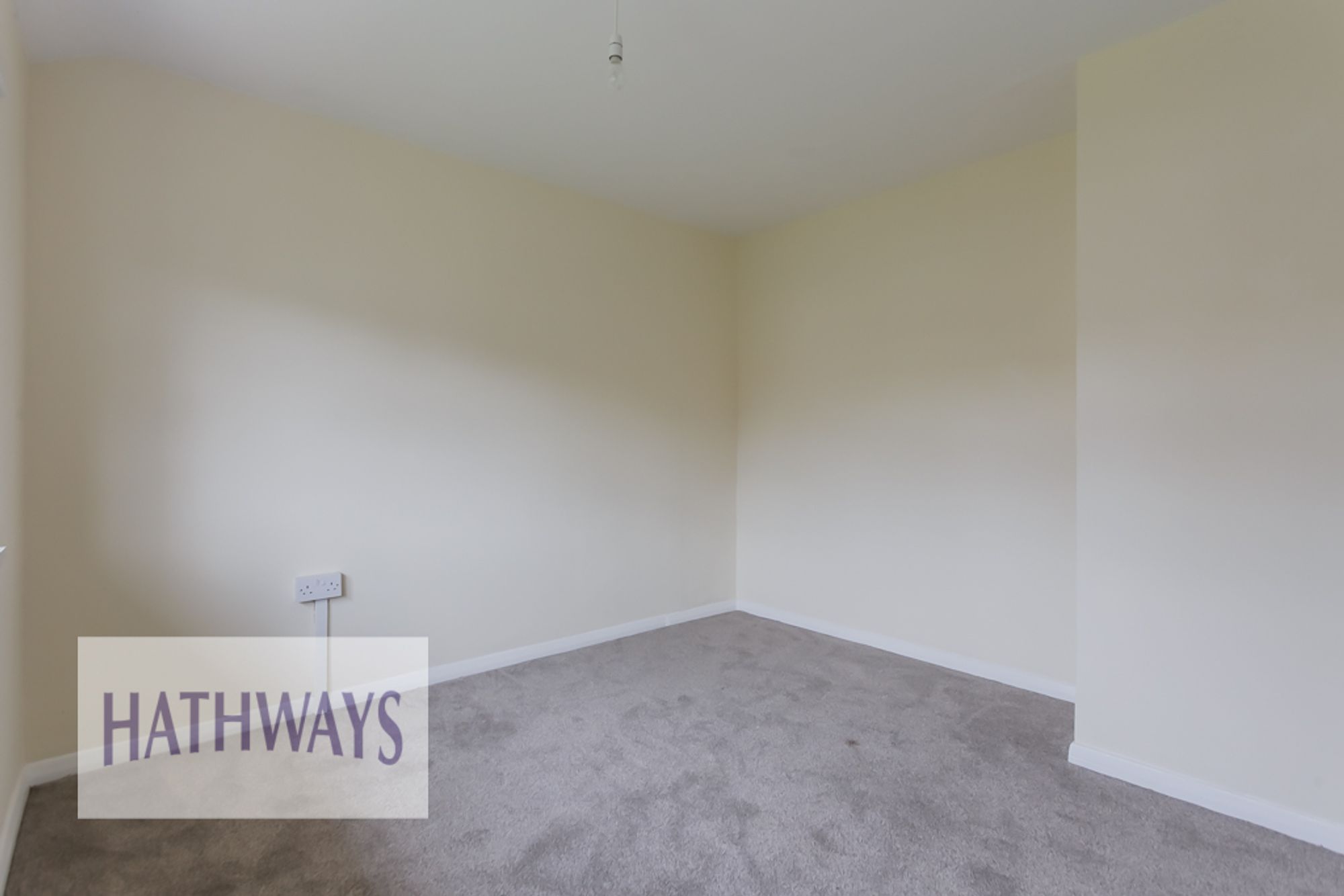 3 bed terraced house for sale in Beaumaris Drive, Cwmbran  - Property Image 20