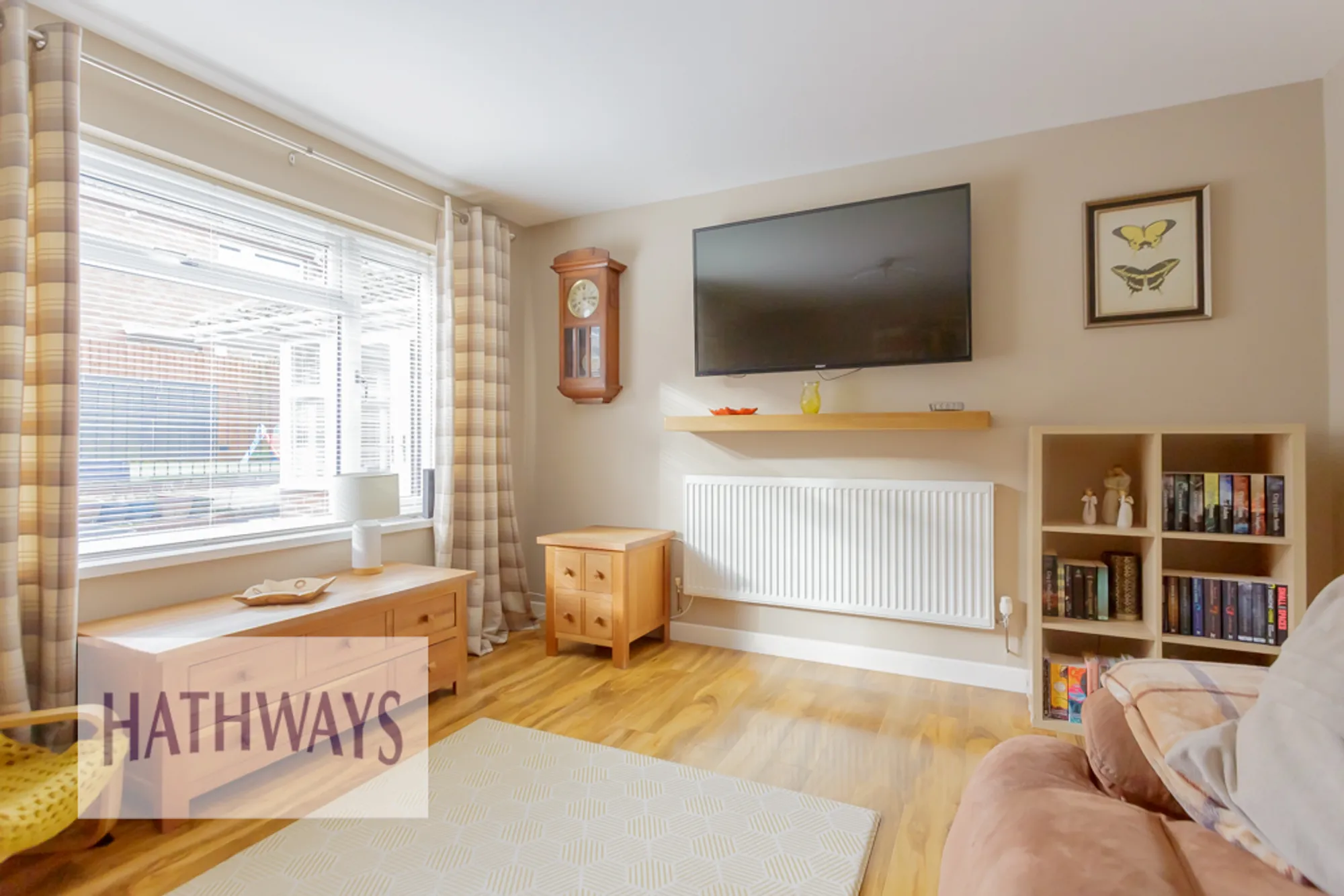 3 bed mid-terraced house for sale in East Roedin, Cwmbran  - Property Image 5