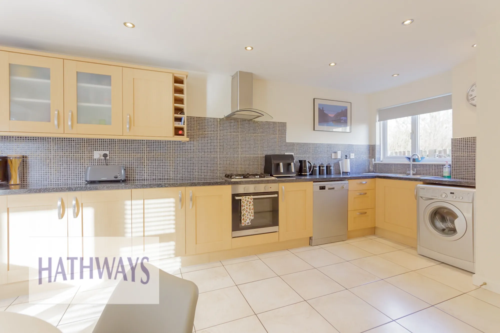 3 bed mid-terraced house for sale in East Roedin, Cwmbran  - Property Image 8