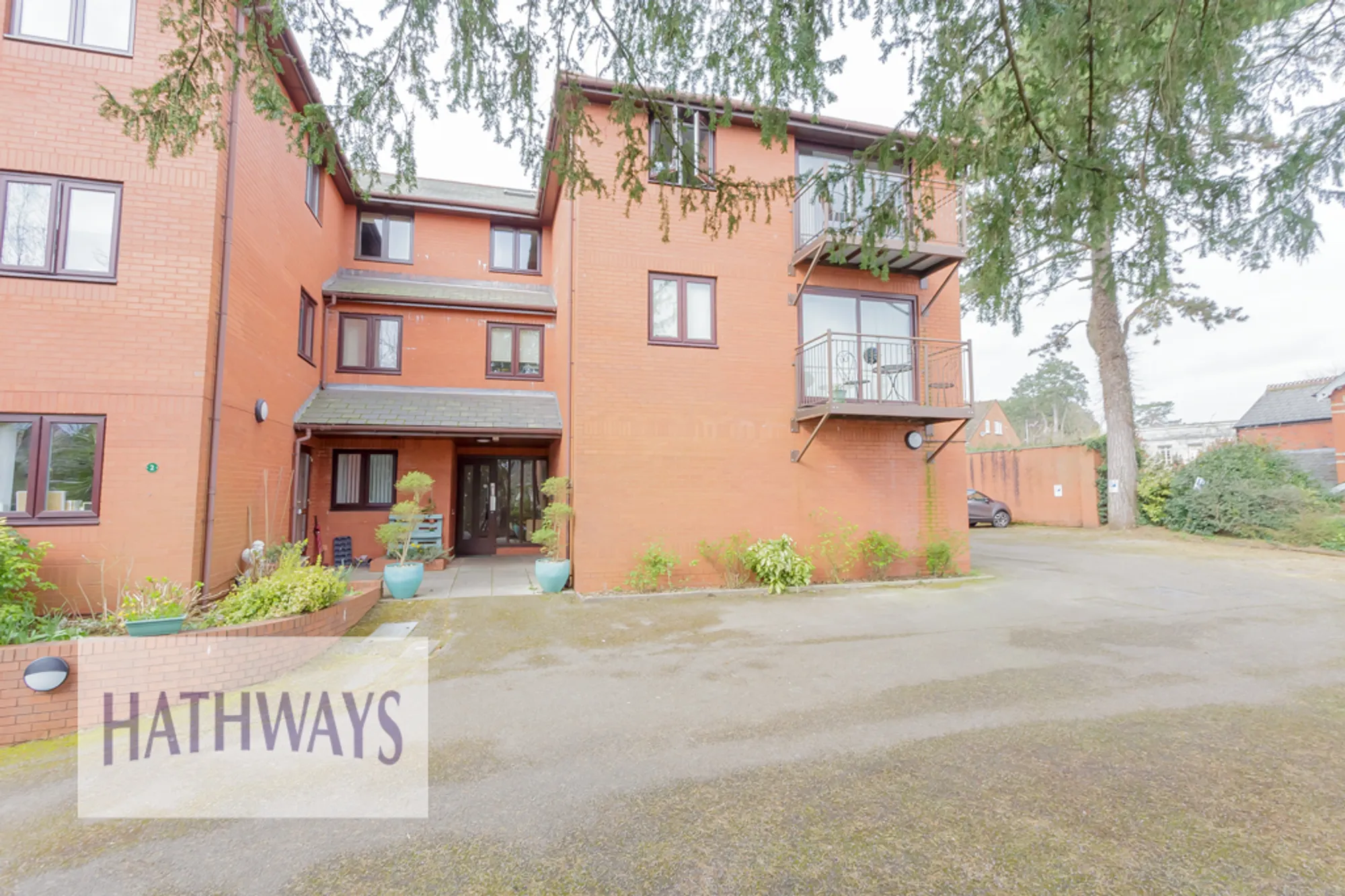 2 bed flat for sale in Oakfield Road, Newport  - Property Image 33