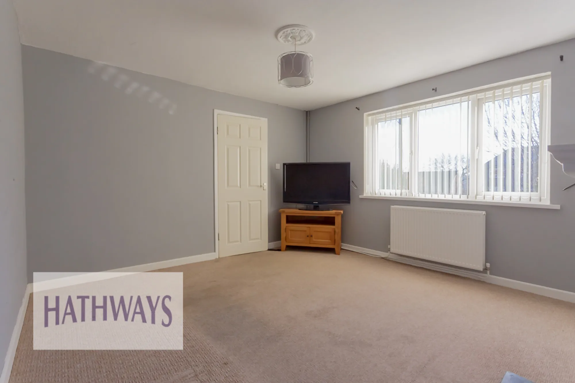 3 bed end of terrace house for sale in Caradoc Close, Newport  - Property Image 6