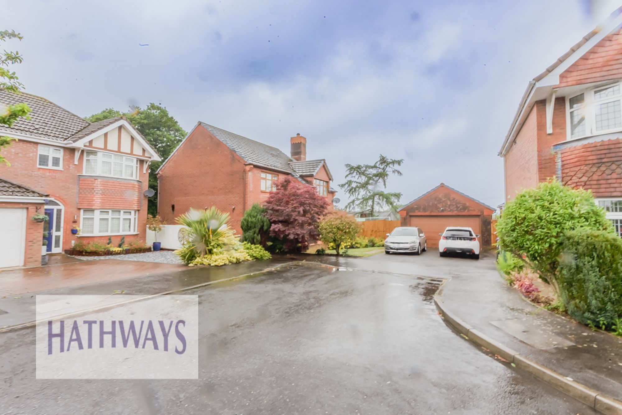 4 bed detached house for sale in Lansdowne Gardens, Cwmbran  - Property Image 4