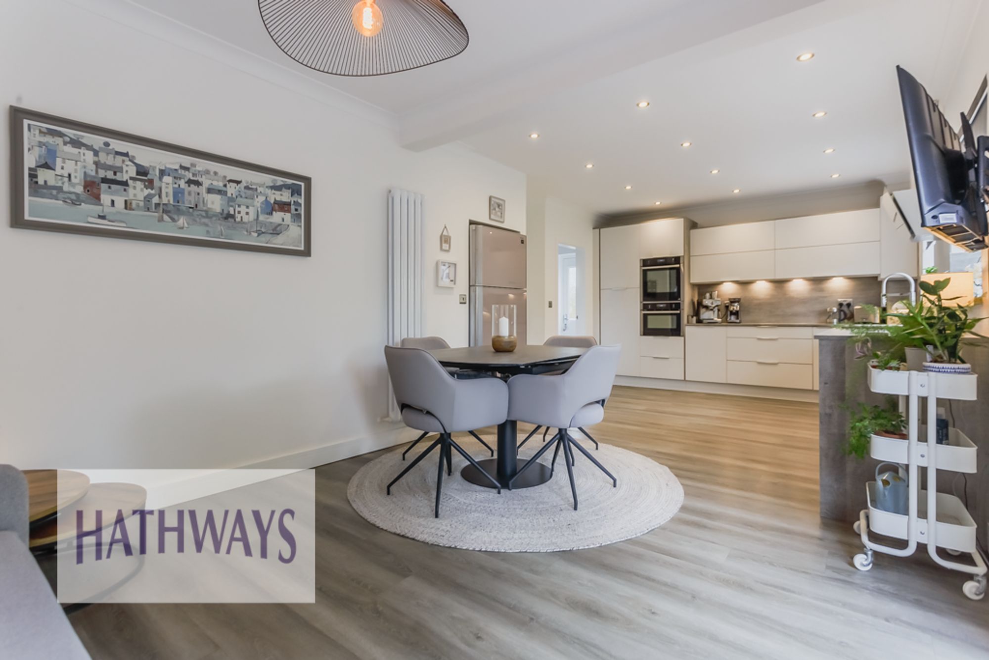 4 bed detached house for sale in Lansdowne Gardens, Cwmbran  - Property Image 13