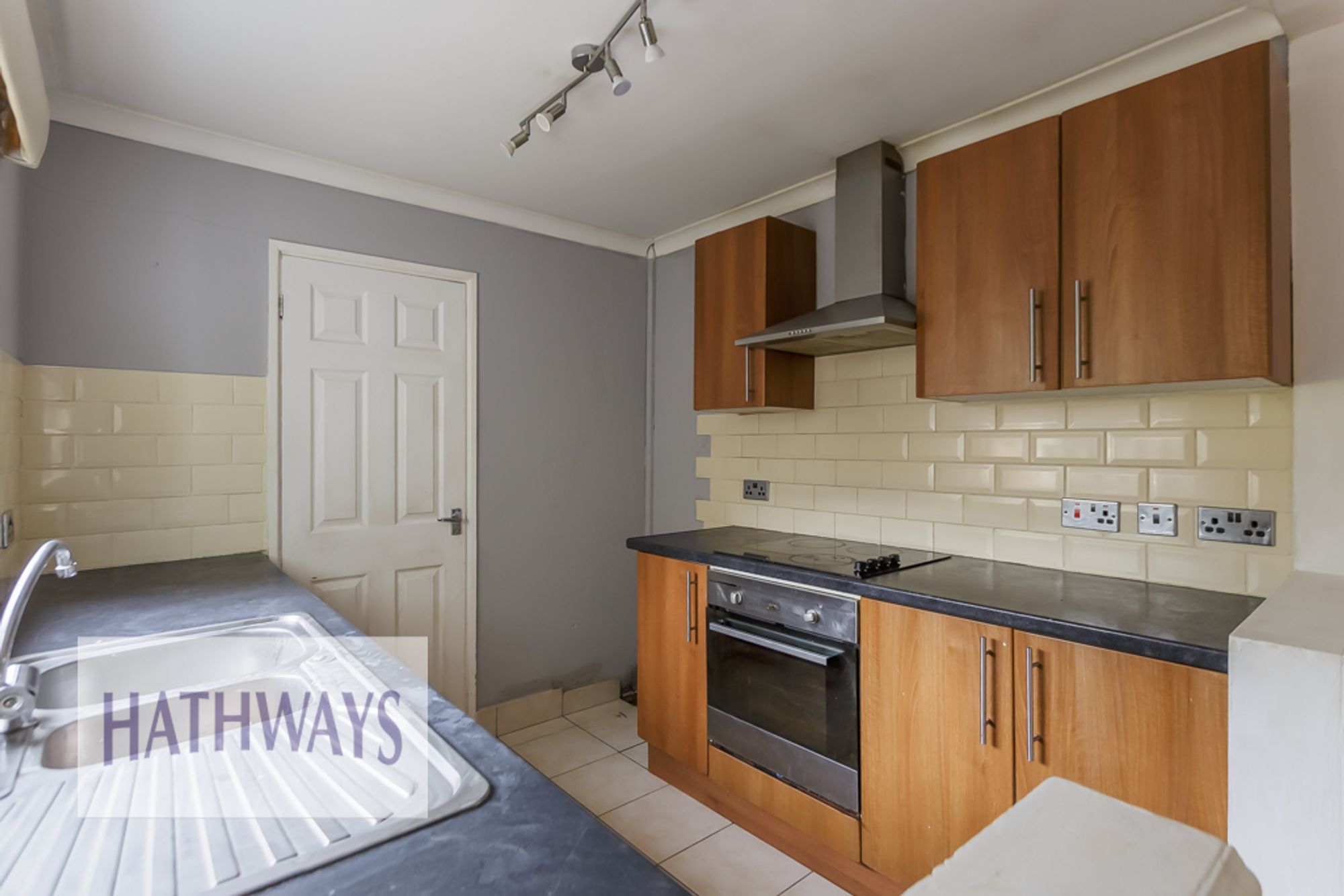 3 bed for sale in Coleford Path, Cwmbran  - Property Image 14