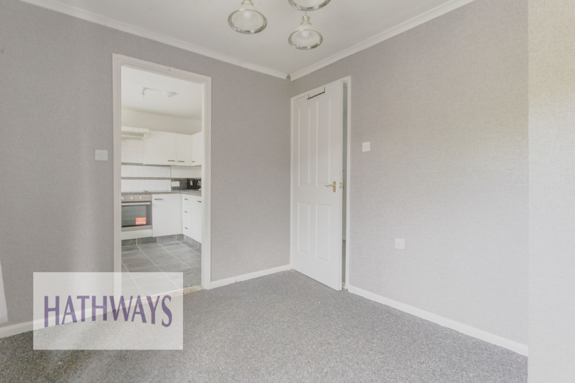 3 bed maisonette for sale in Wool Pitch, Cwmbran 10
