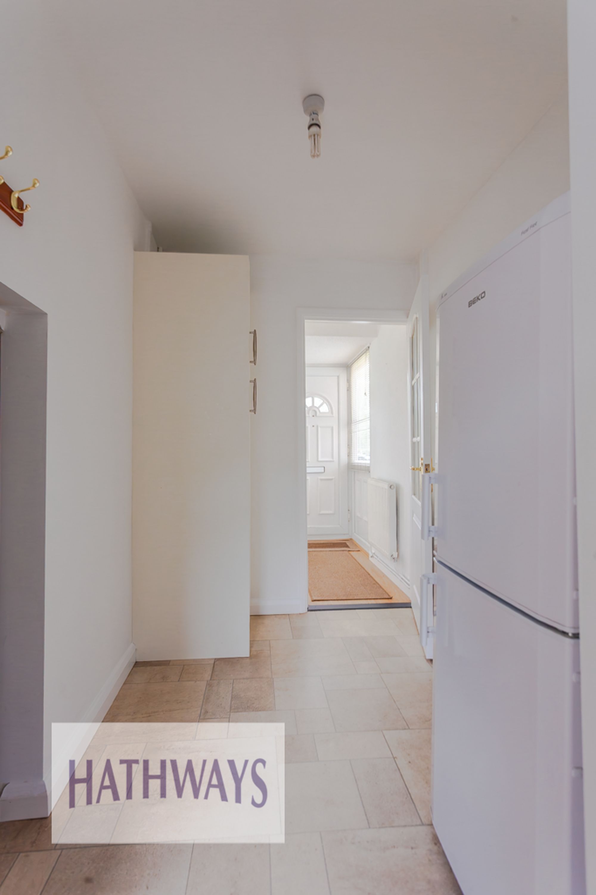 3 bed terraced house to rent in Llangorse Path, Cwmbran 5