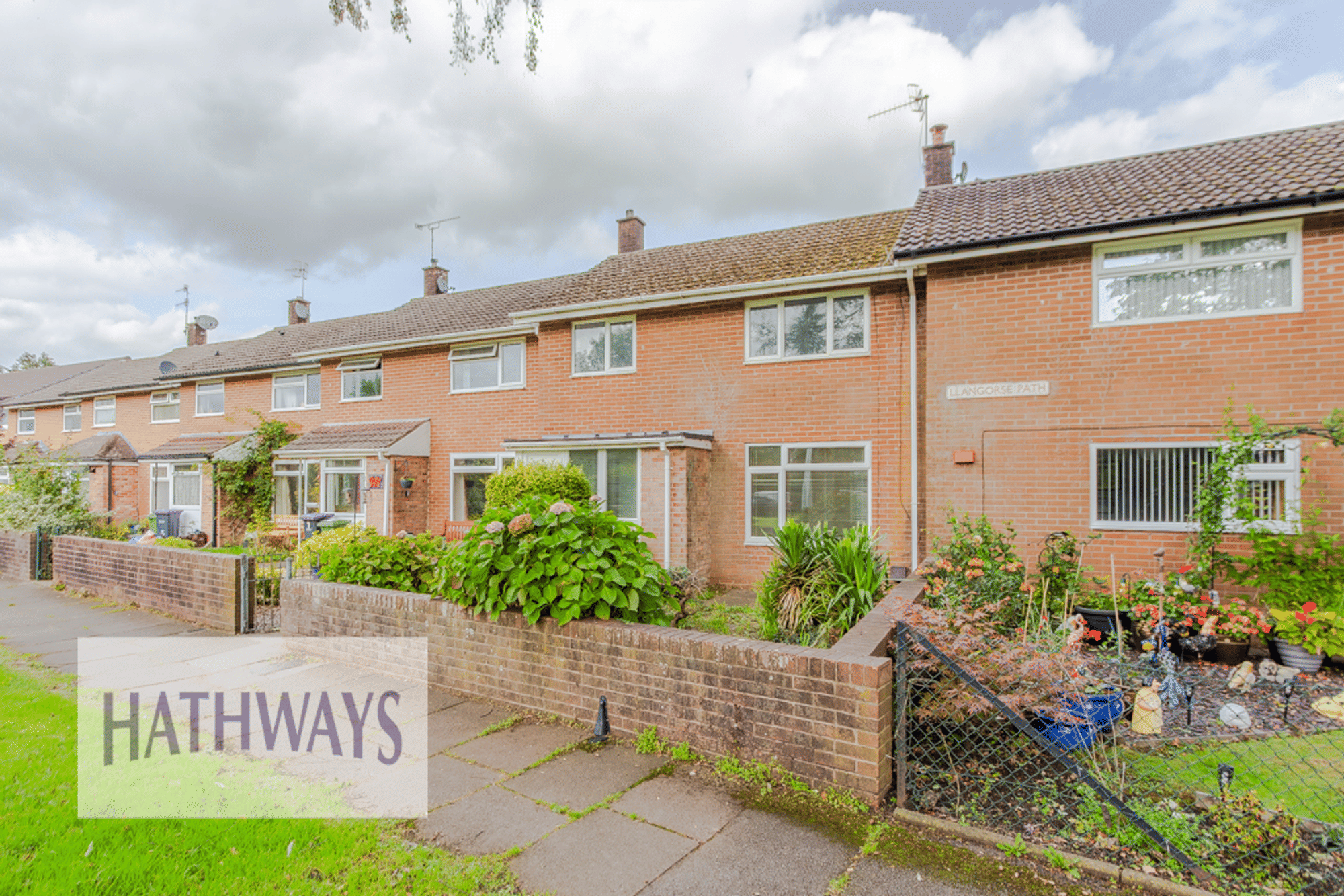 3 bed terraced house to rent in Llangorse Path, Cwmbran 30