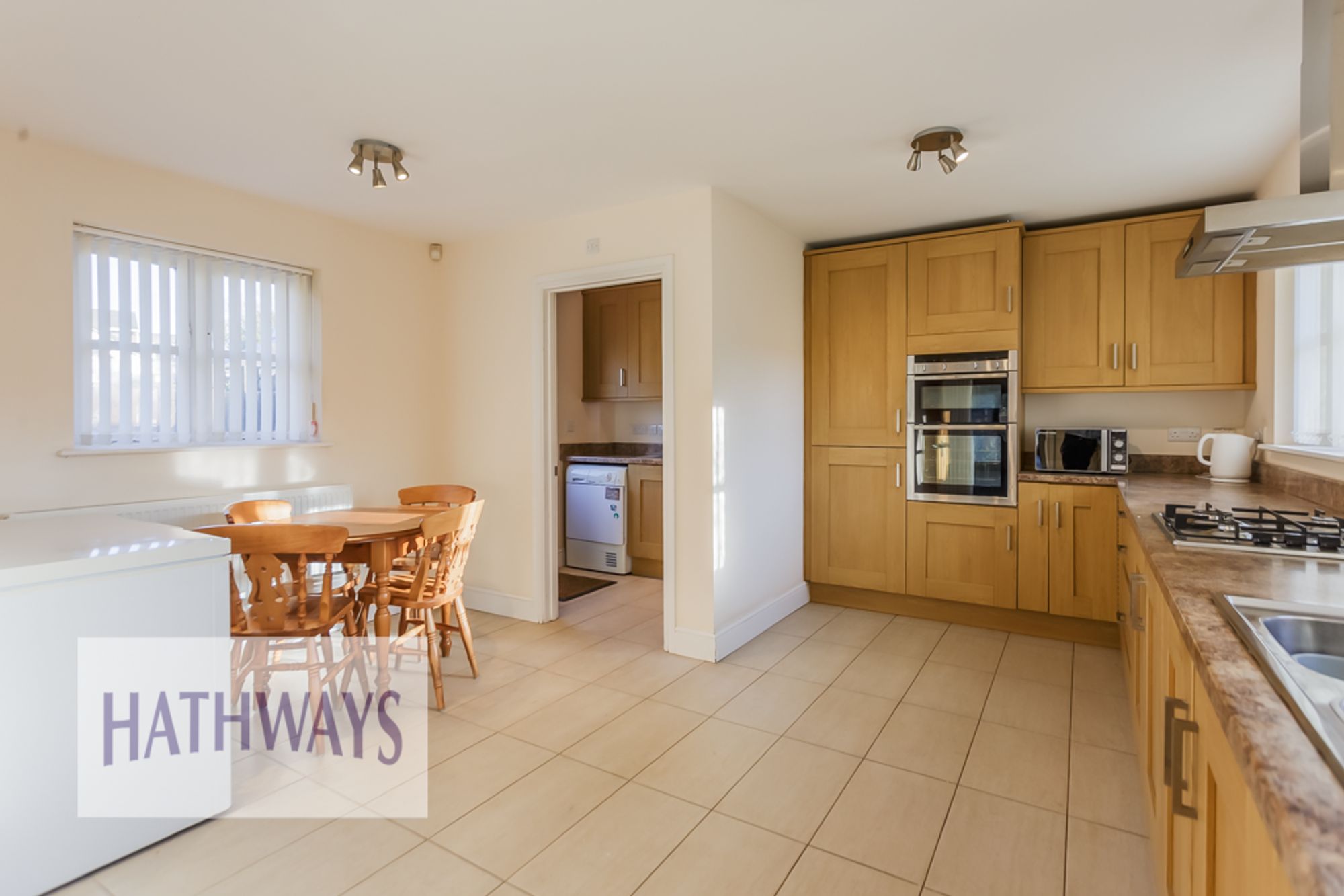 3 bed detached house for sale in High Street, Newport  - Property Image 6