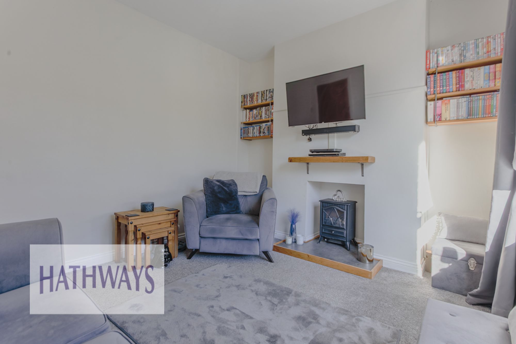 2 bed mid-terraced house for sale in Osborne Road, Pontypool 5