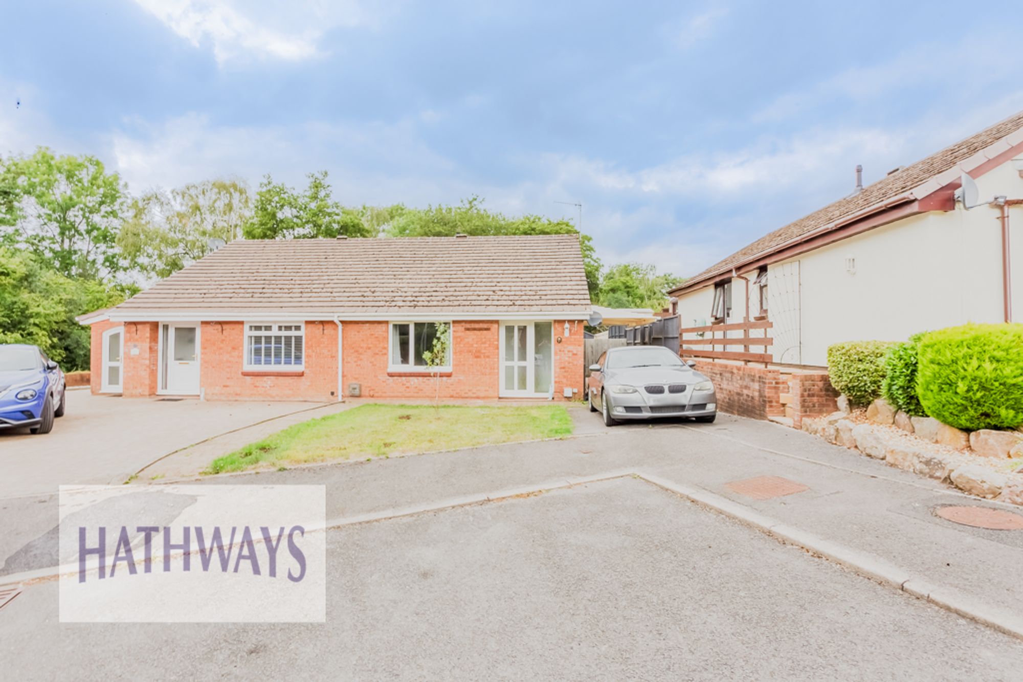 2 bed semi-detached bungalow for sale in Chester Close, Pontypool - Property Image 1