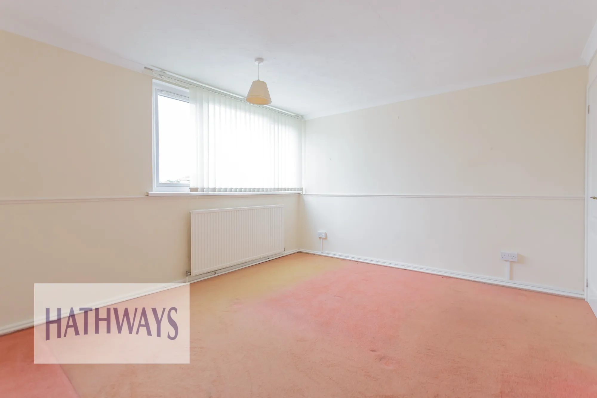2 bed flat for sale in Warwick Close, Pontypool  - Property Image 6