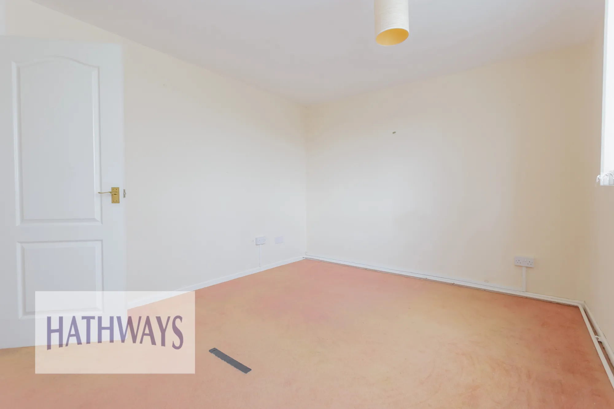 2 bed flat for sale in Warwick Close, Pontypool  - Property Image 9