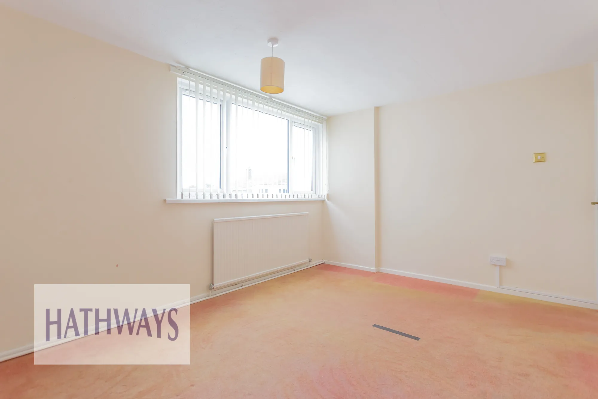 2 bed flat for sale in Warwick Close, Pontypool  - Property Image 11