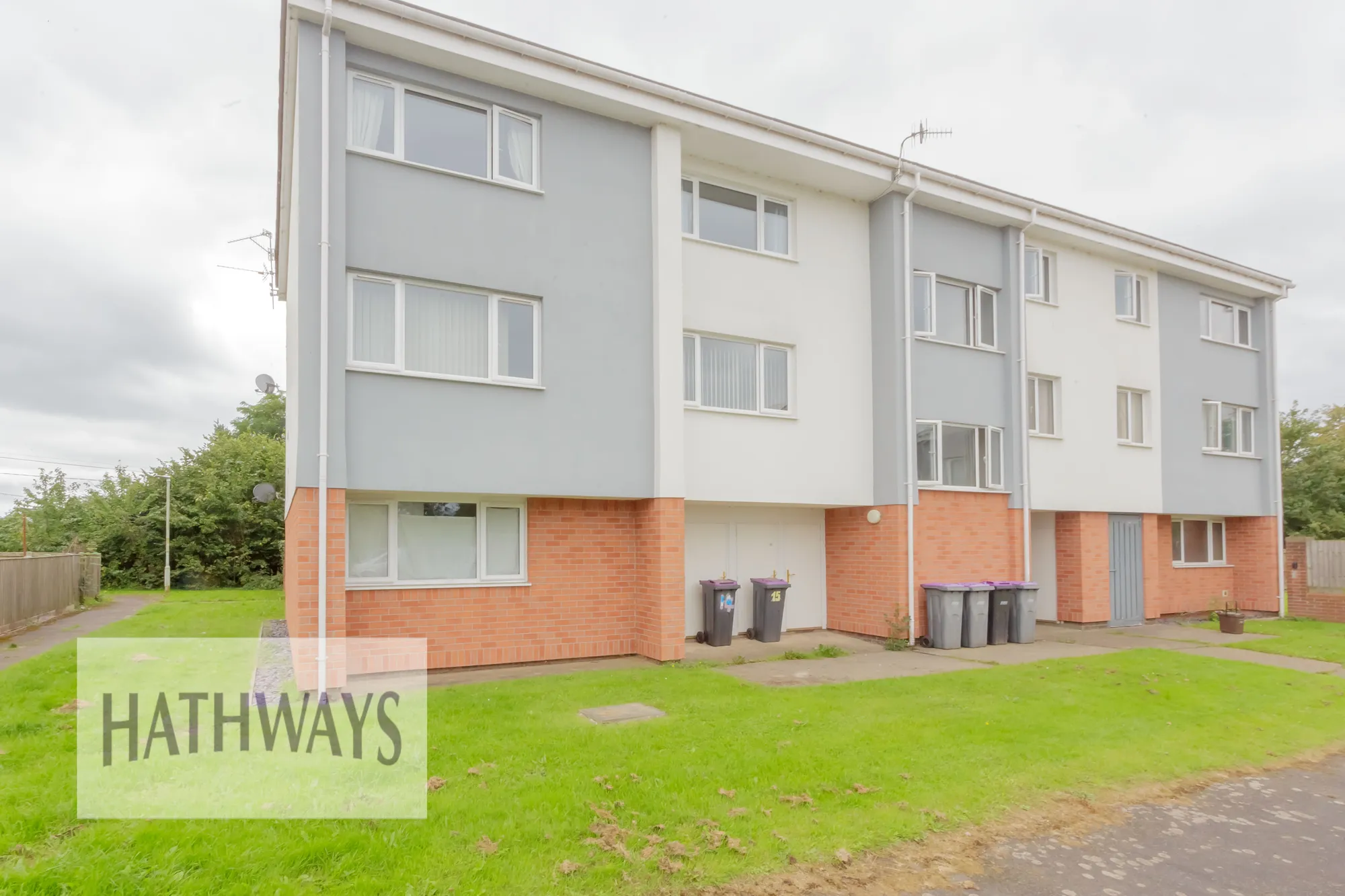 2 bed flat for sale in Warwick Close, Pontypool  - Property Image 20