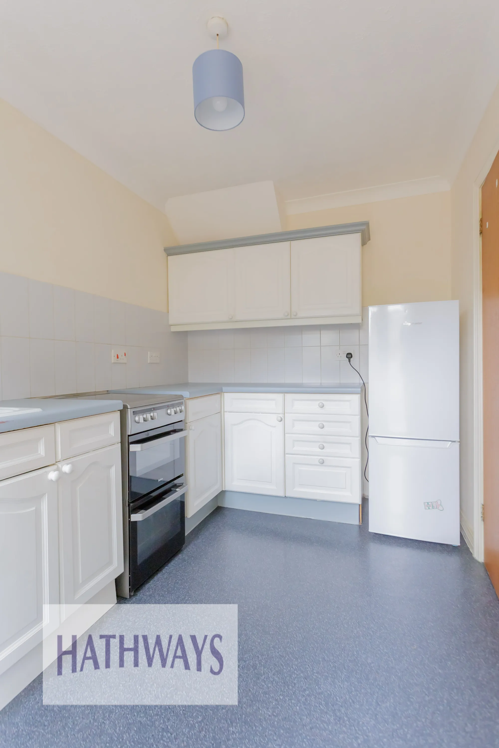 2 bed terraced house for sale in Roman Gates, Newport  - Property Image 9