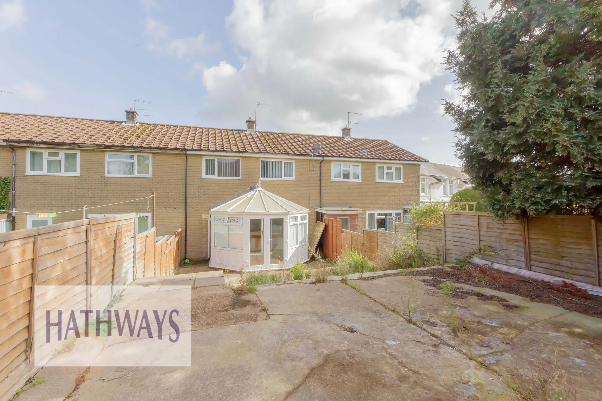 3 bed terraced house for sale in Commercial Close, Pontypool  - Property Image 33