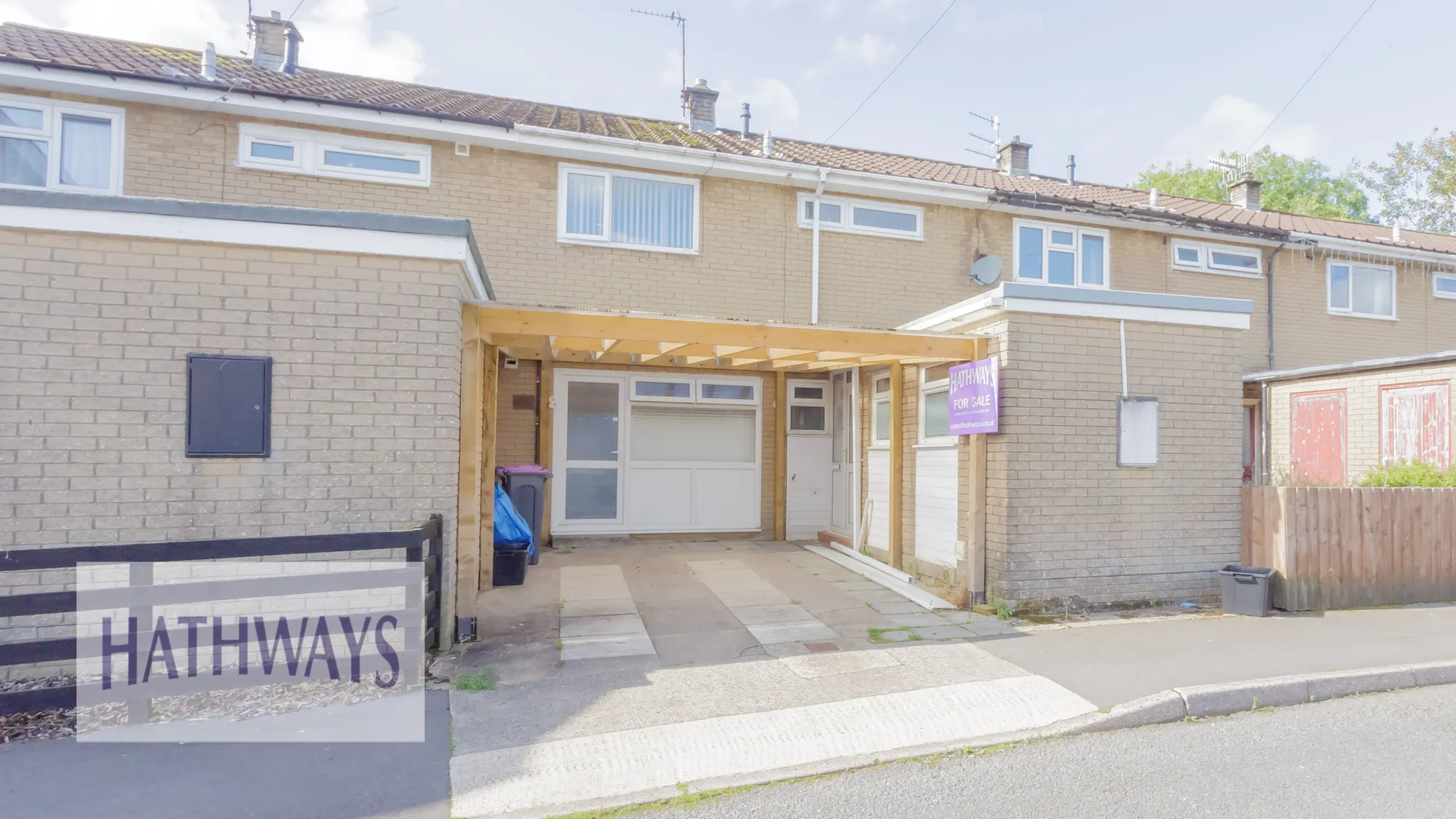 3 bed terraced house for sale in Commercial Close, Pontypool  - Property Image 1