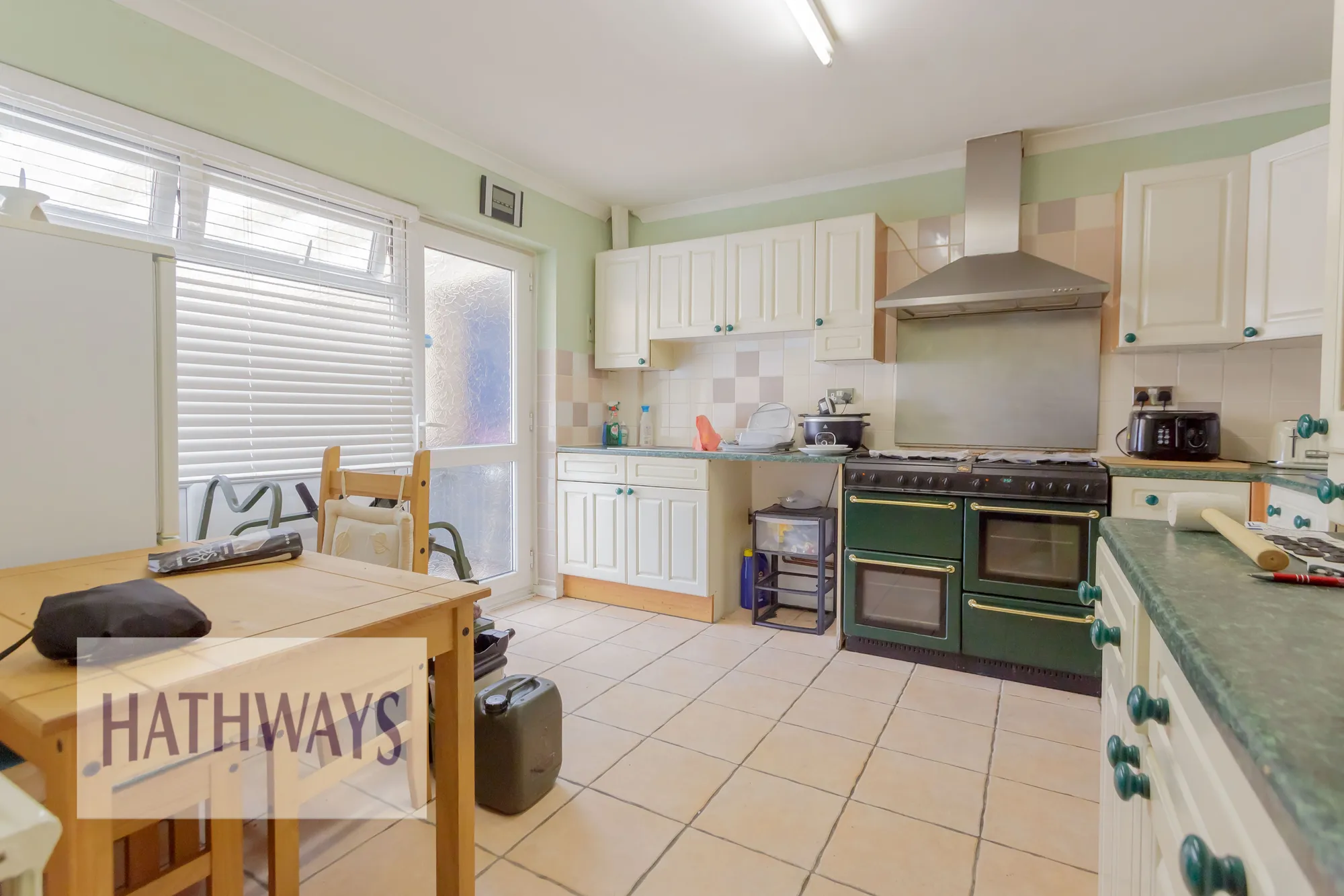 3 bed terraced house for sale in Commercial Close, Pontypool  - Property Image 6