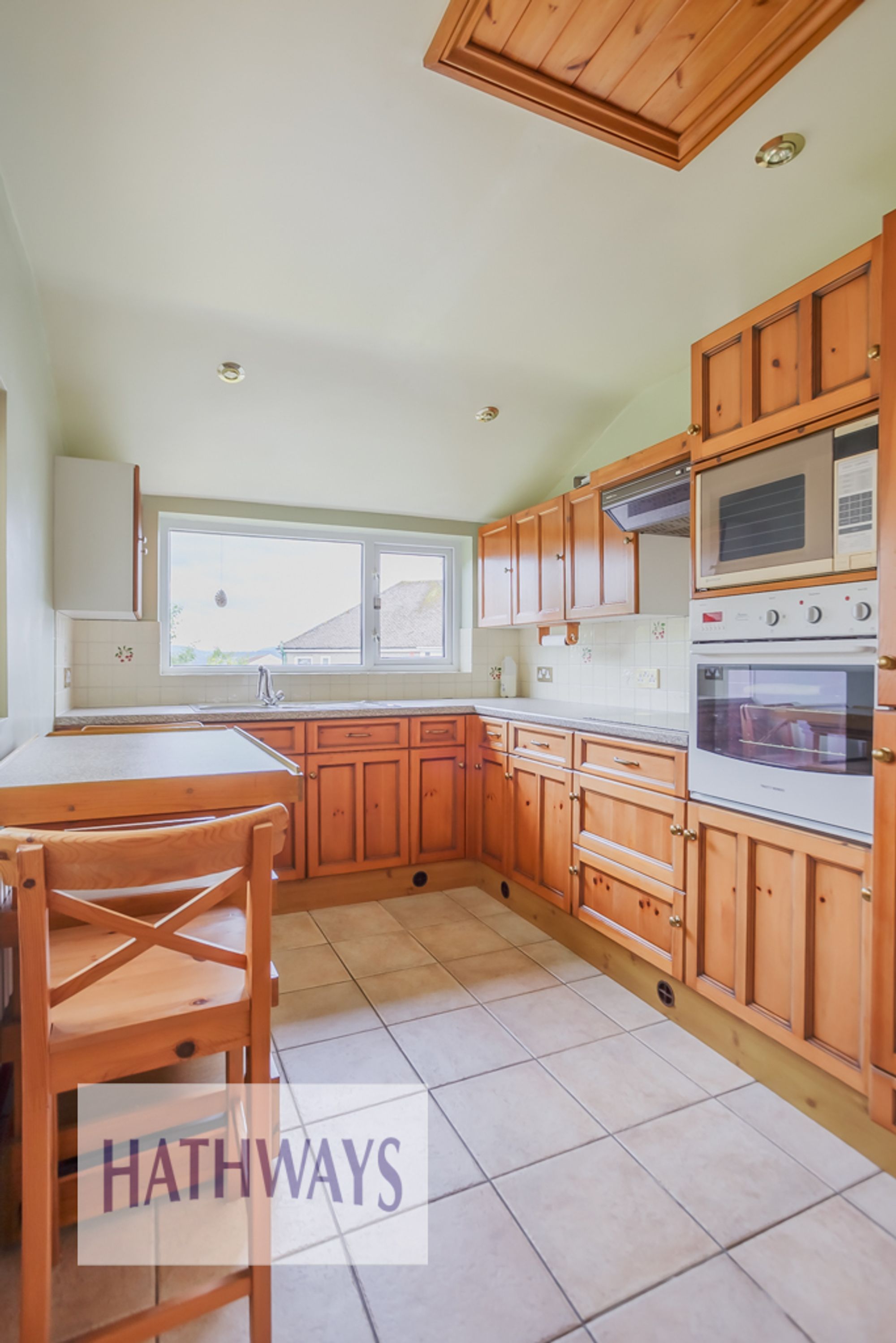 2 bed for sale in Old Hill, Newport  - Property Image 12