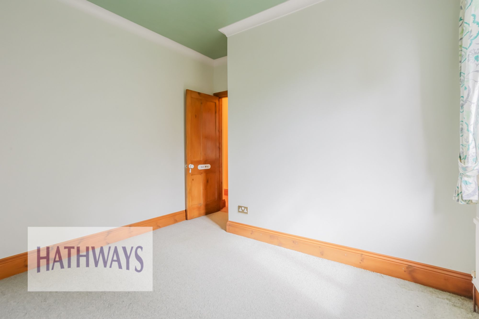 2 bed for sale in Old Hill, Newport  - Property Image 28