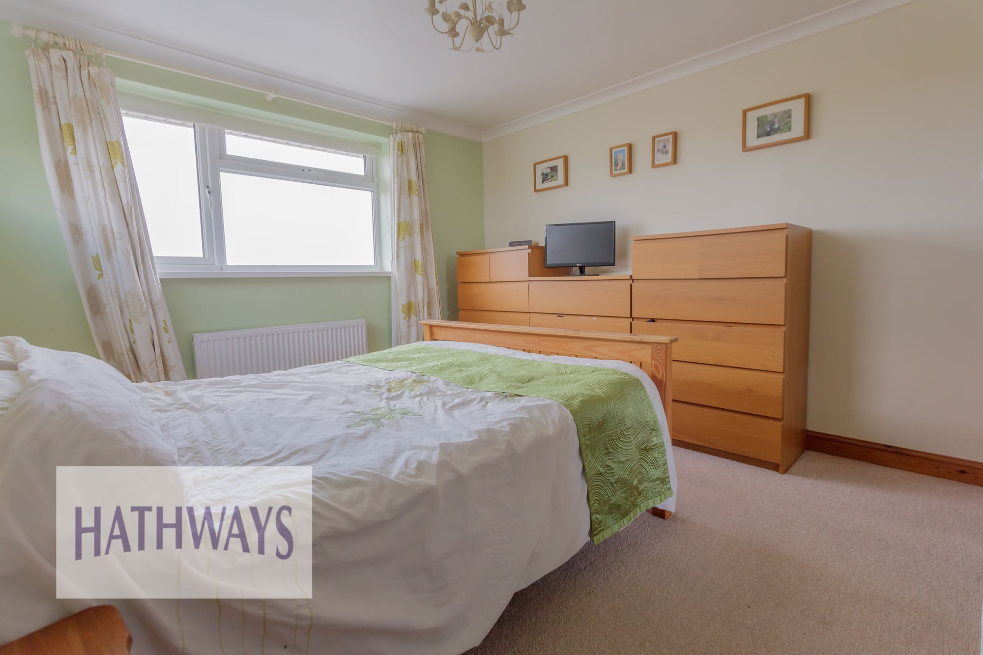 3 bed semi-detached house for sale in College Glade, Newport 24