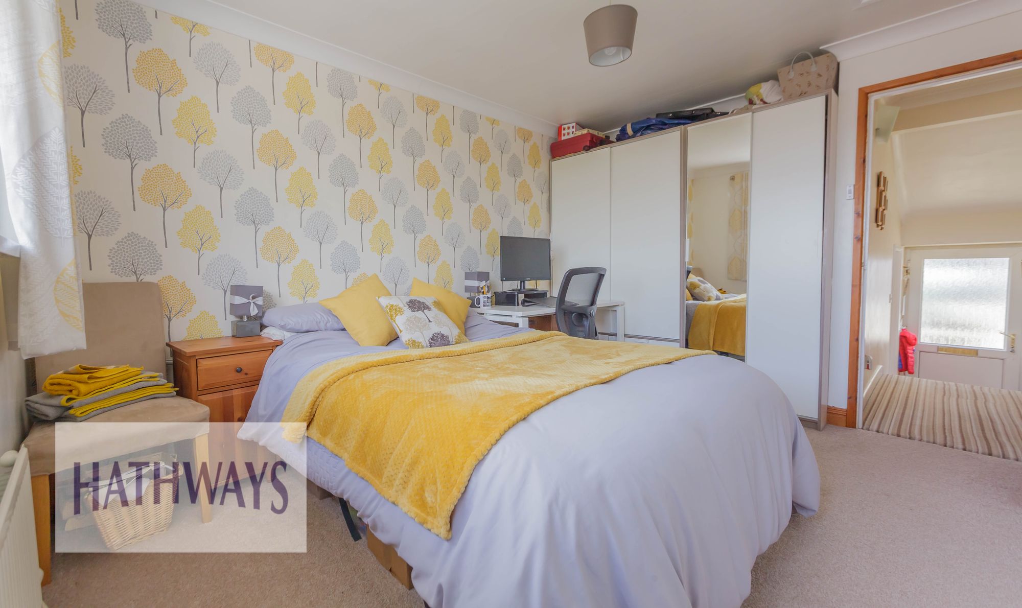 3 bed semi-detached house for sale in College Glade, Newport 28
