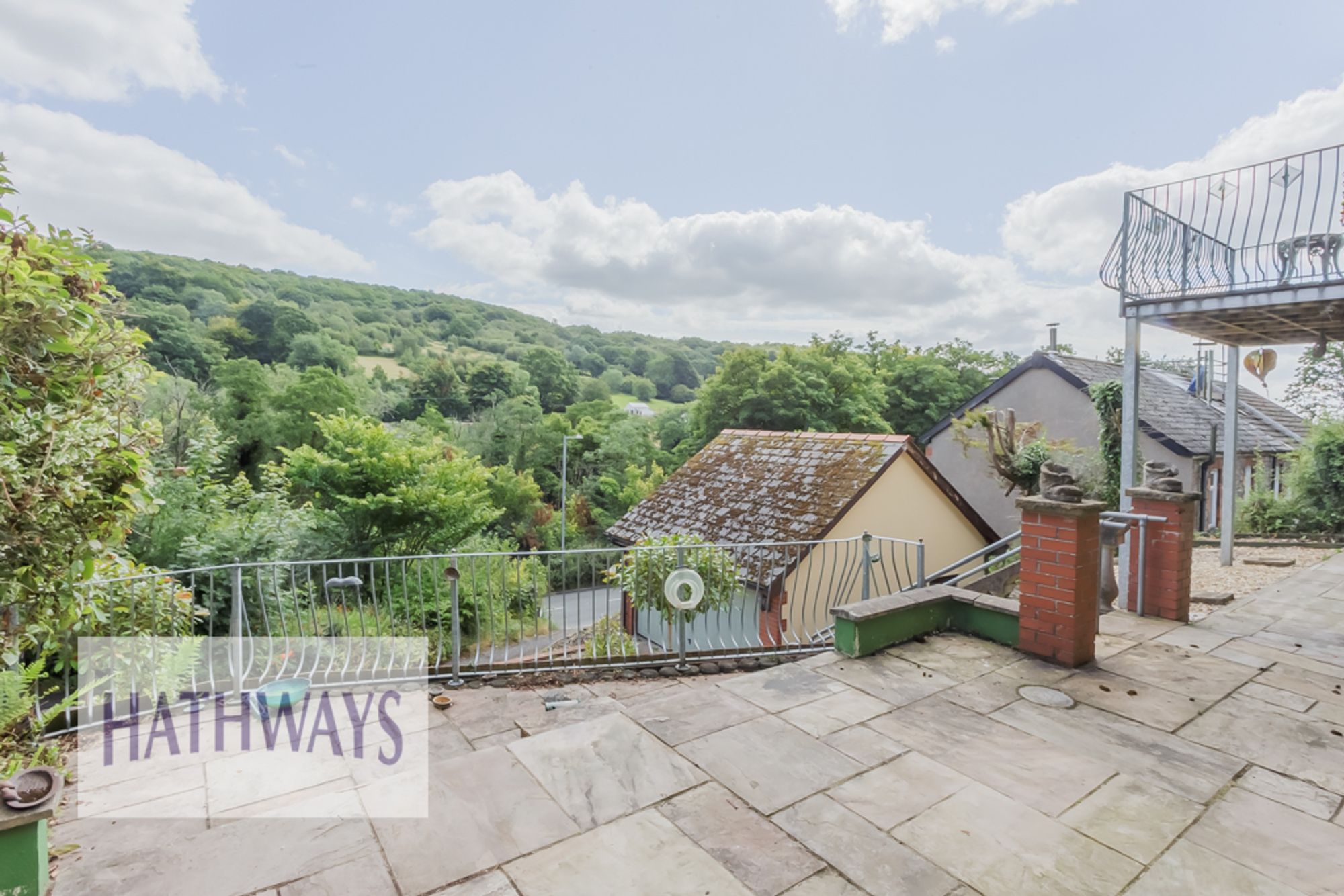 4 bed detached house for sale in Woodland Terrace, Pontypool  - Property Image 47