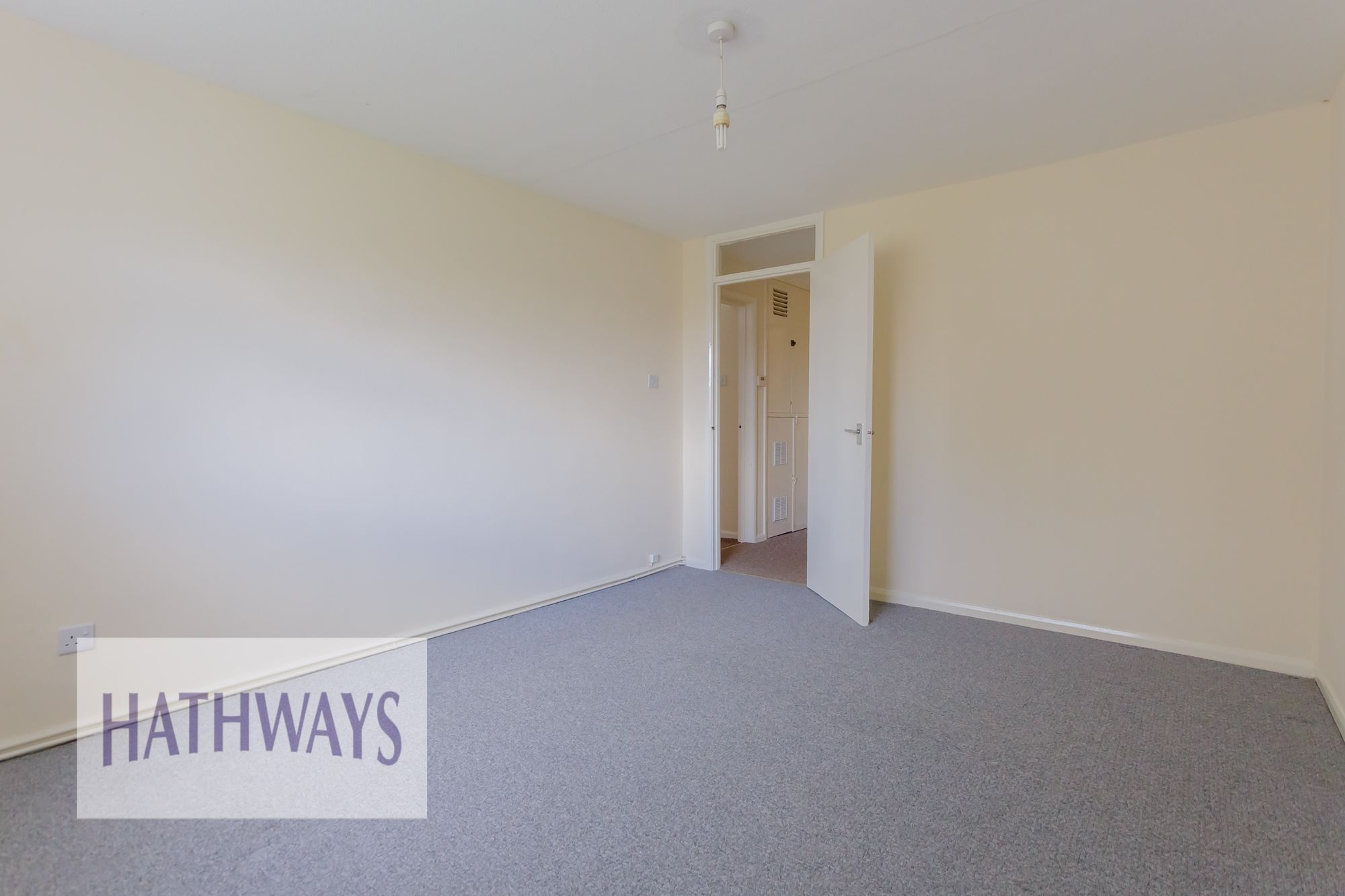 2 bed flat for sale in Brecon Court, Newport  - Property Image 9