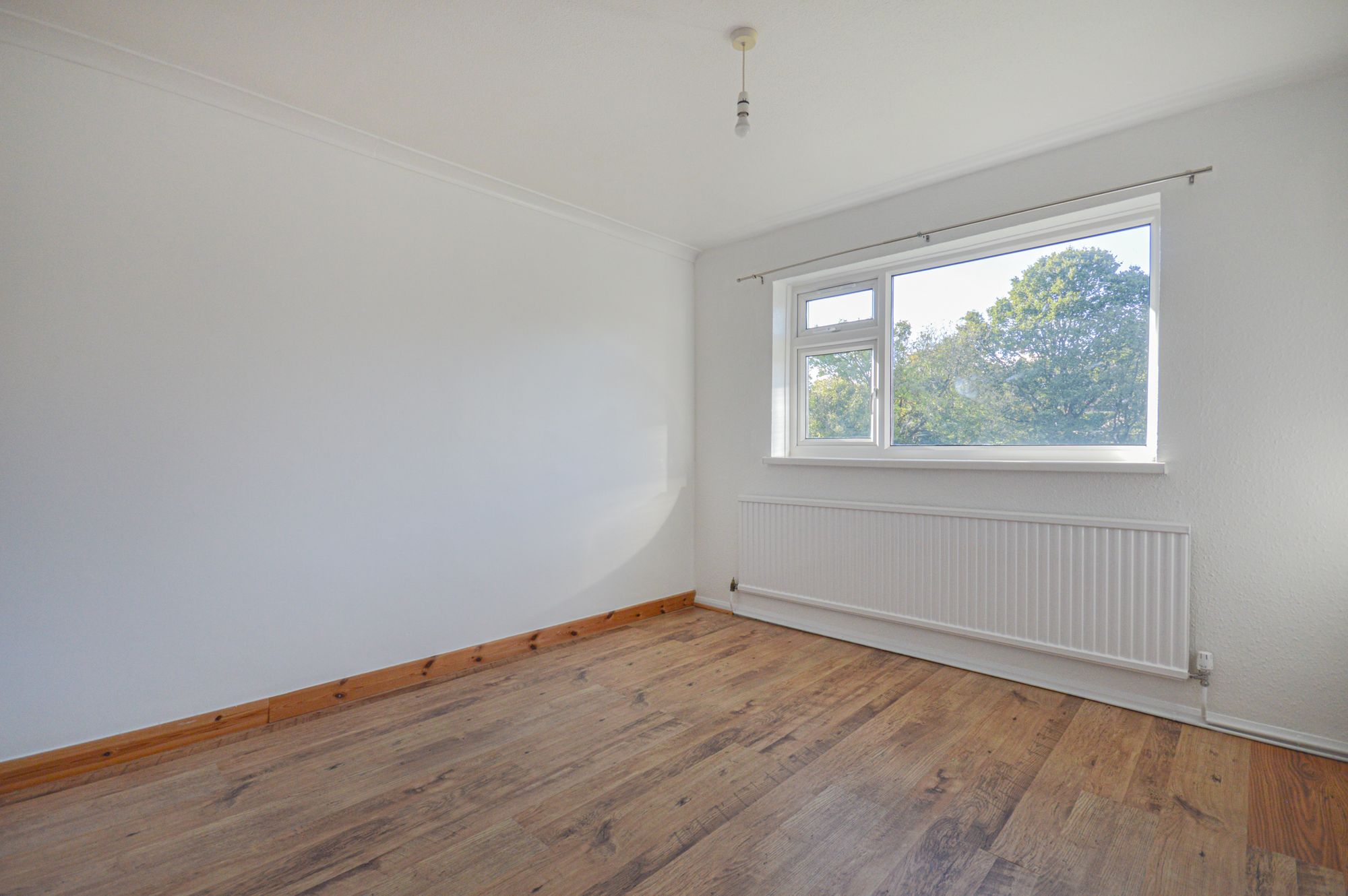 2 bed flat to rent in Anglesey Court, Newport  - Property Image 12